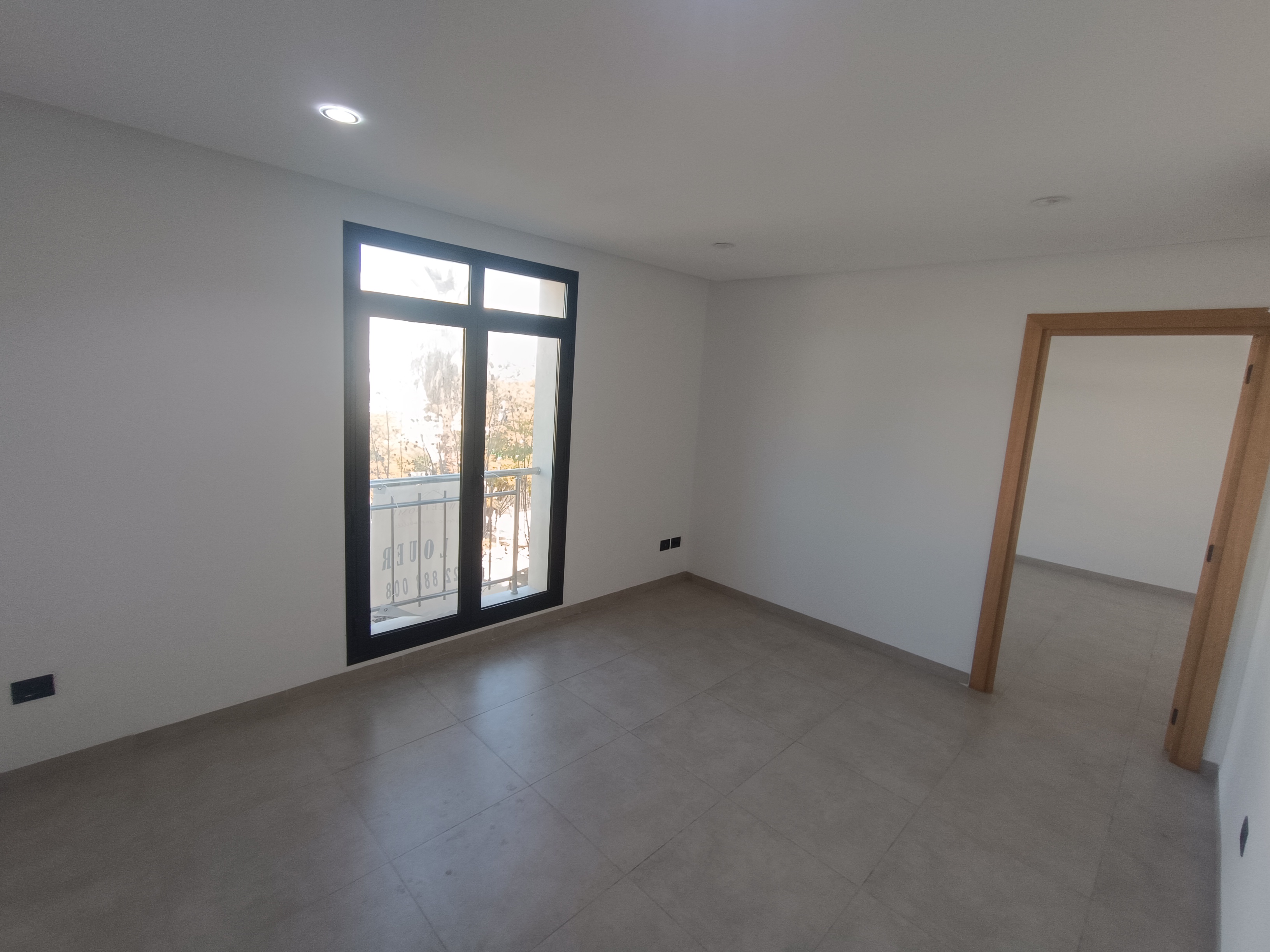 Cite El Khadra&nbsp;Cite El Khadra&nbsp;Bureaux & Commerces&nbsp;Bureau&nbsp;Bureau neuf  ht standing grand accueil et 01 piece