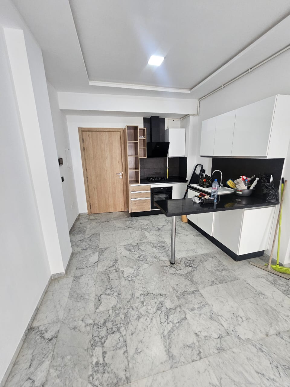 Ain Zaghouan&nbsp;Ain Zaghouan&nbsp;Location&nbsp;Appart. 3 pi�ces&nbsp;S plus deux lumineux � la nv soukra