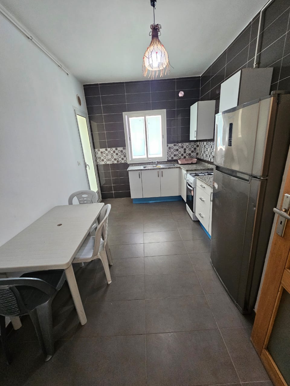 Ain Zaghouan&nbsp;Ain Zaghouan&nbsp;Location&nbsp;Appart. 2 pi�ces&nbsp;S plus un richement meubl� � l'aouina