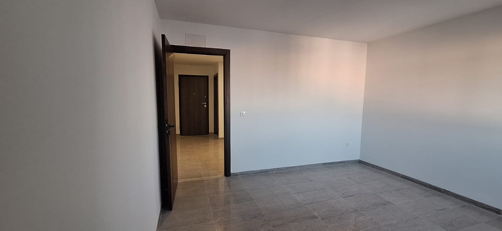 El Mourouj&nbsp;El Mourouj&nbsp;Location&nbsp;Autre&nbsp;Bureau de standing 48m2