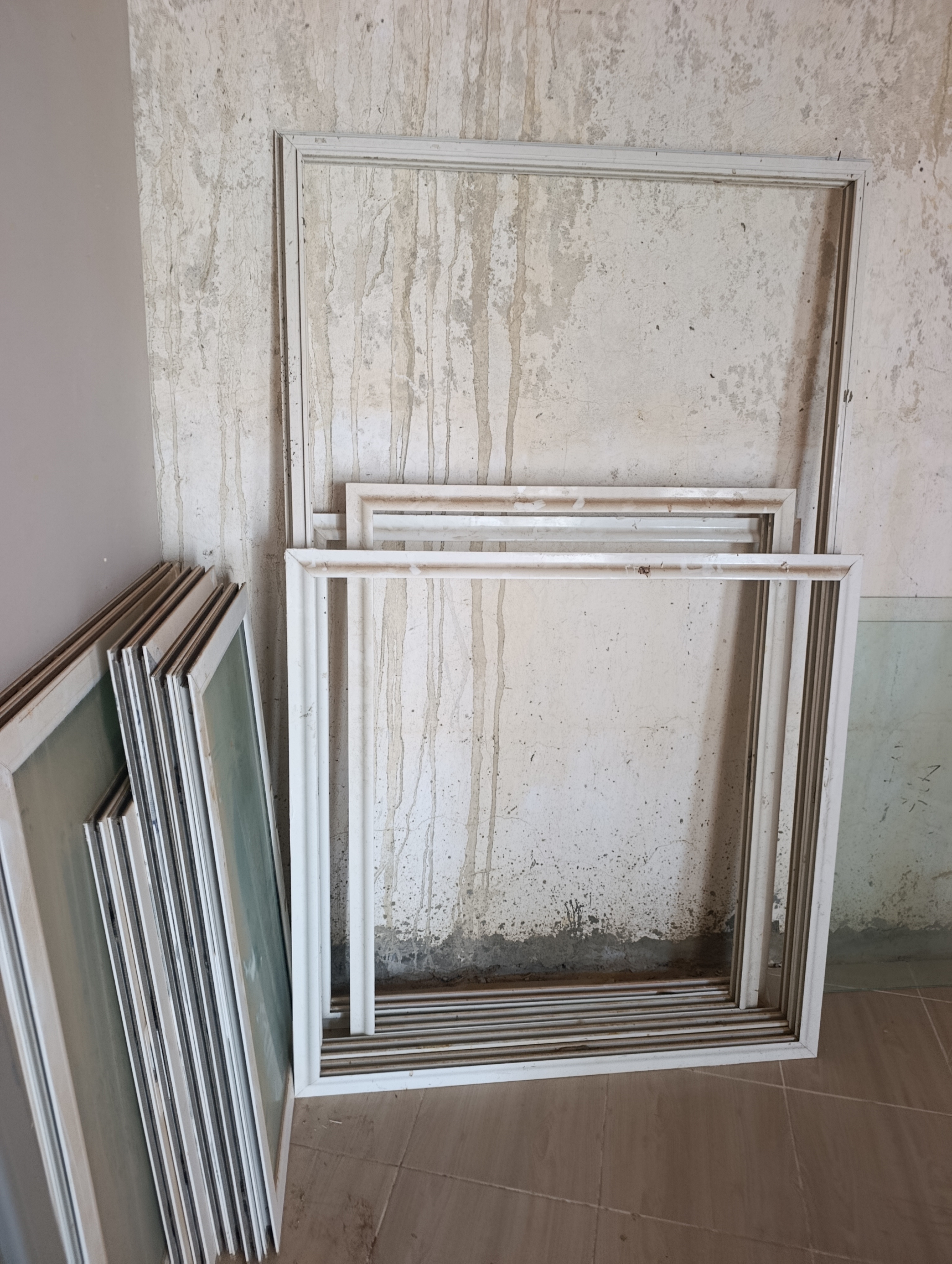 Raoued&nbsp;El Brarja&nbsp;Autre&nbsp;Autre&nbsp;4 fen�tres coulissantes