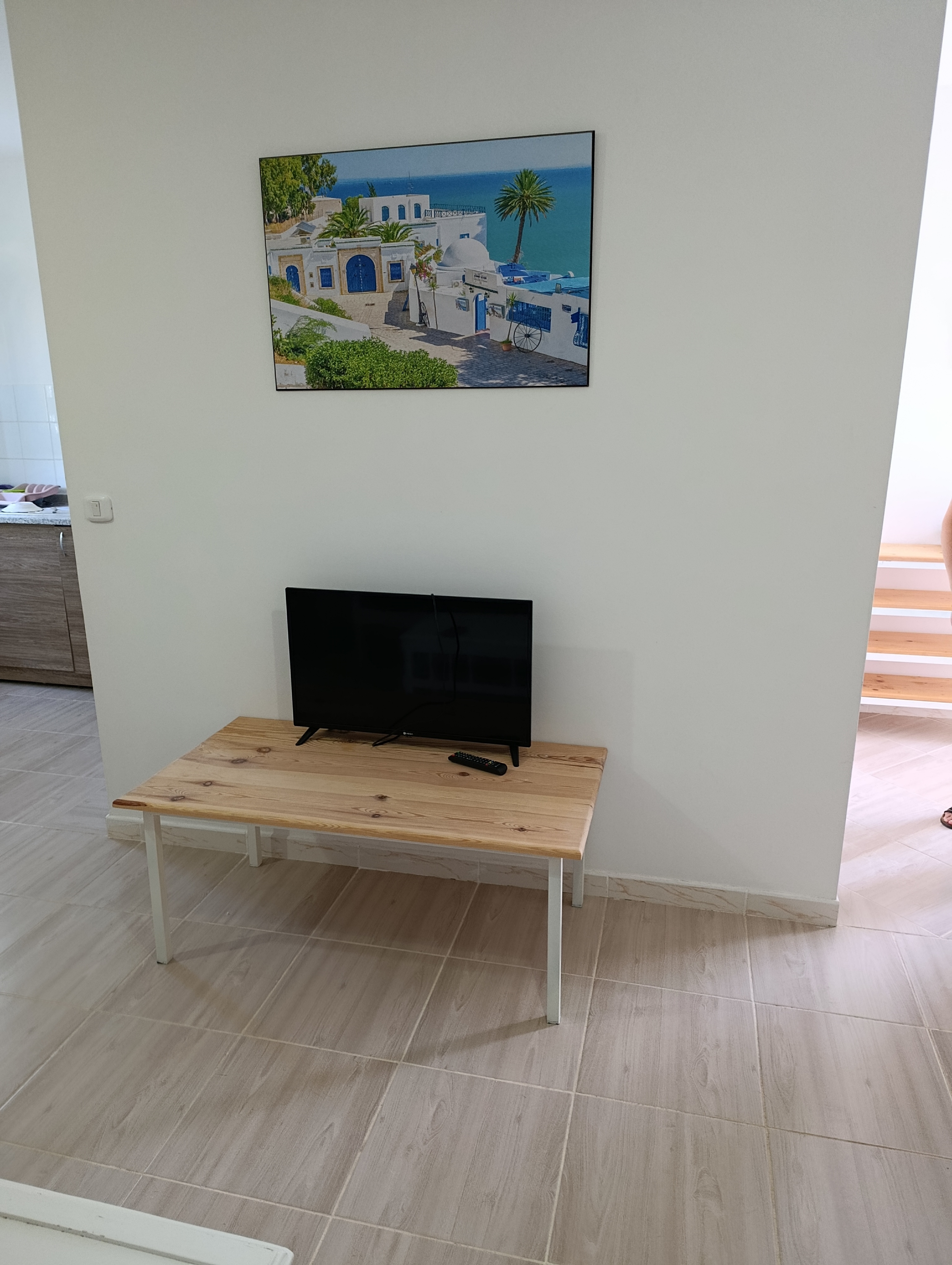 Raoued&nbsp;El Brarja&nbsp;Salon - Salle � manger &nbsp;Salle � manger&nbsp;Meuble eb bois et fer forget