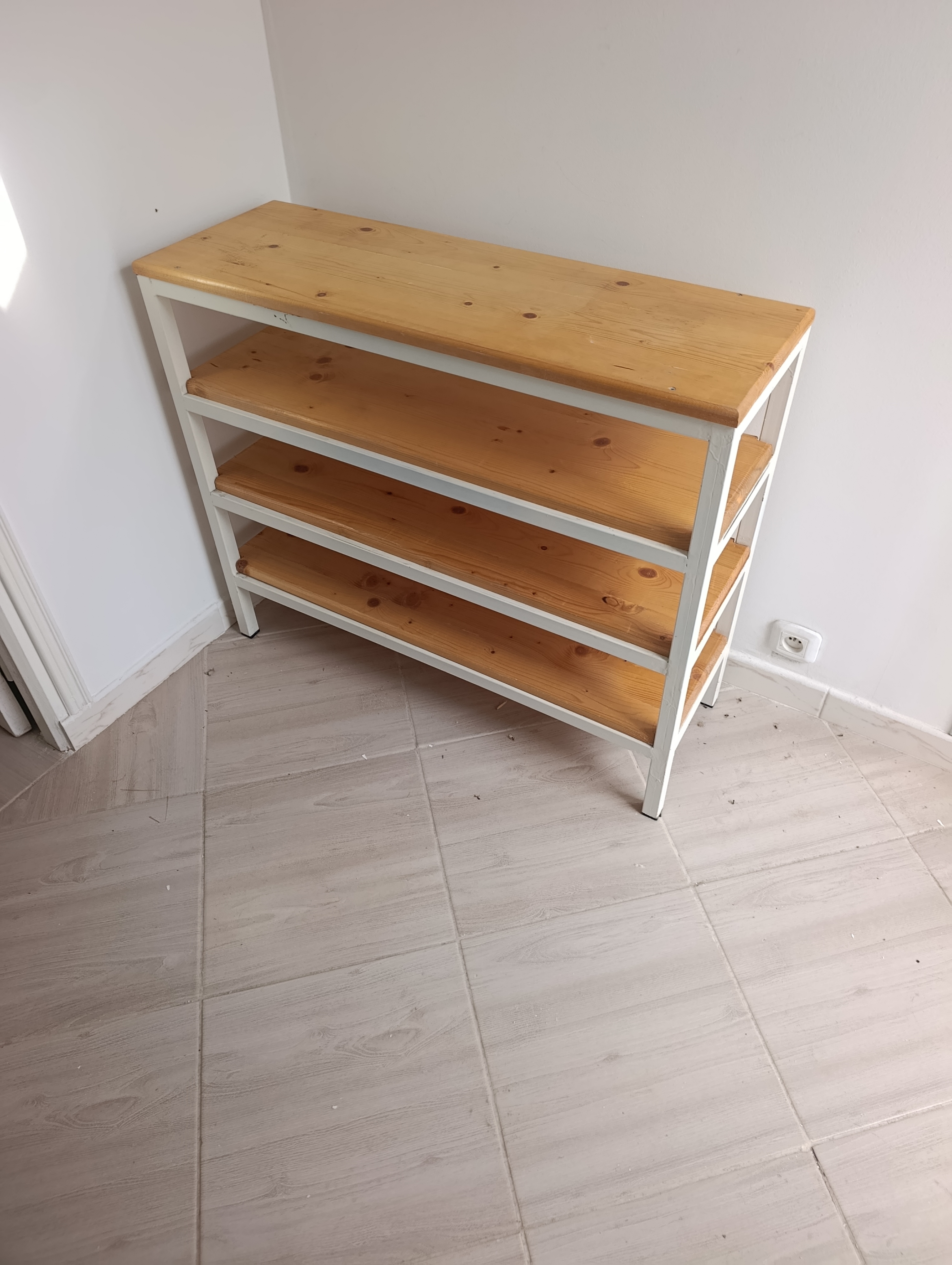 Raoued&nbsp;El Brarja&nbsp;Salon - Salle � manger &nbsp;Salle � manger&nbsp;Meuble en bois et fer forget