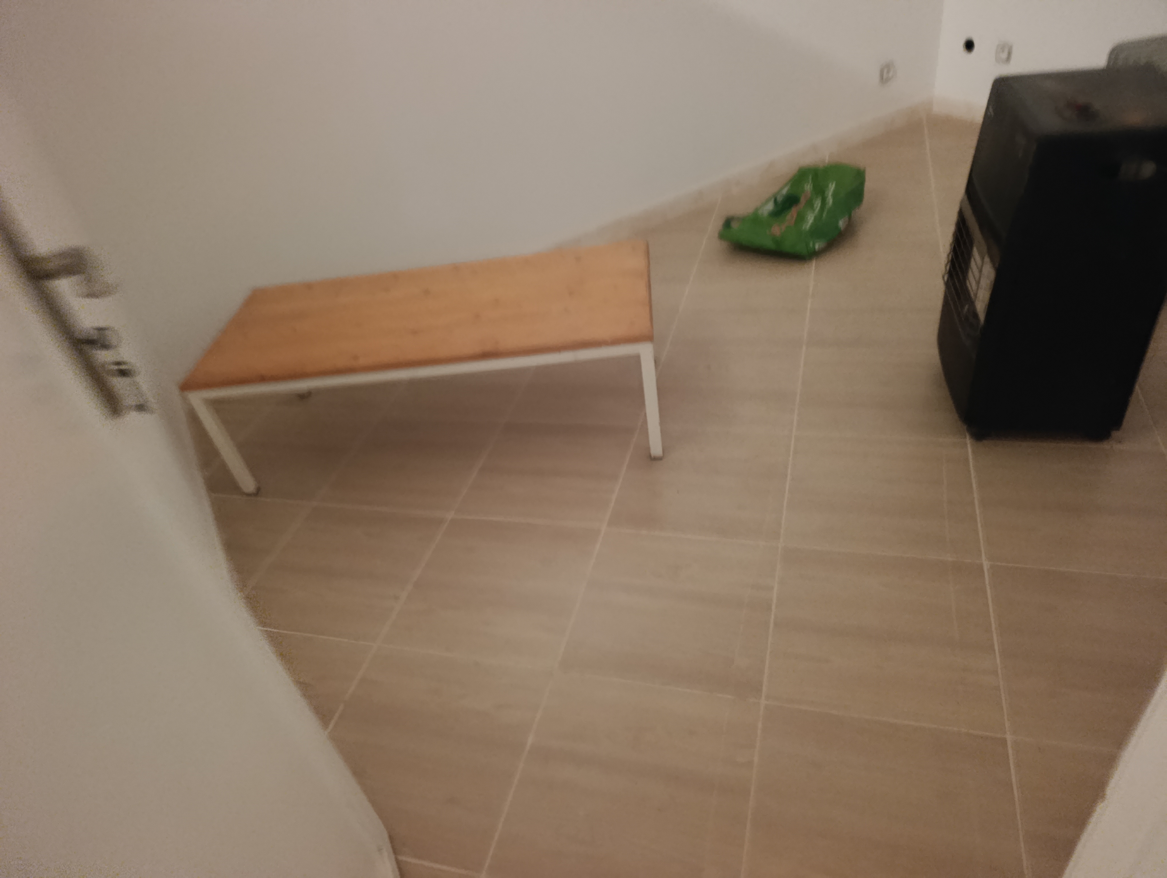 Raoued&nbsp;El Brarja&nbsp;Salon - Salle � manger &nbsp;Salle � manger&nbsp;Meuble en bois et fer forget