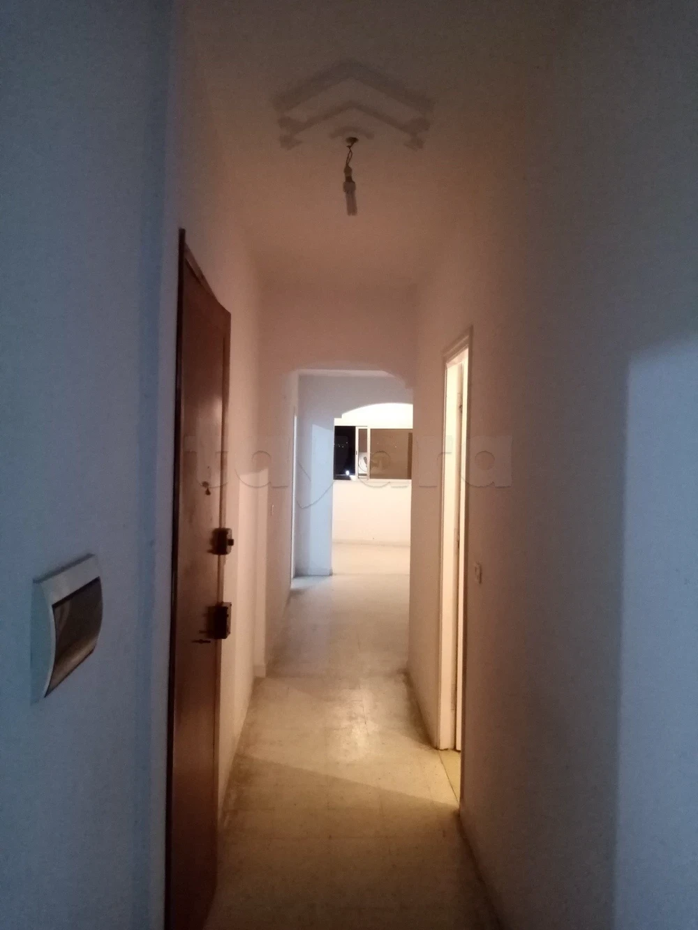 Le Bardo&nbsp;Khaznadar&nbsp;Location&nbsp;Appart. 3 pi�ces&nbsp;1er �tage d'un immeuble de rdc et 2 �tages