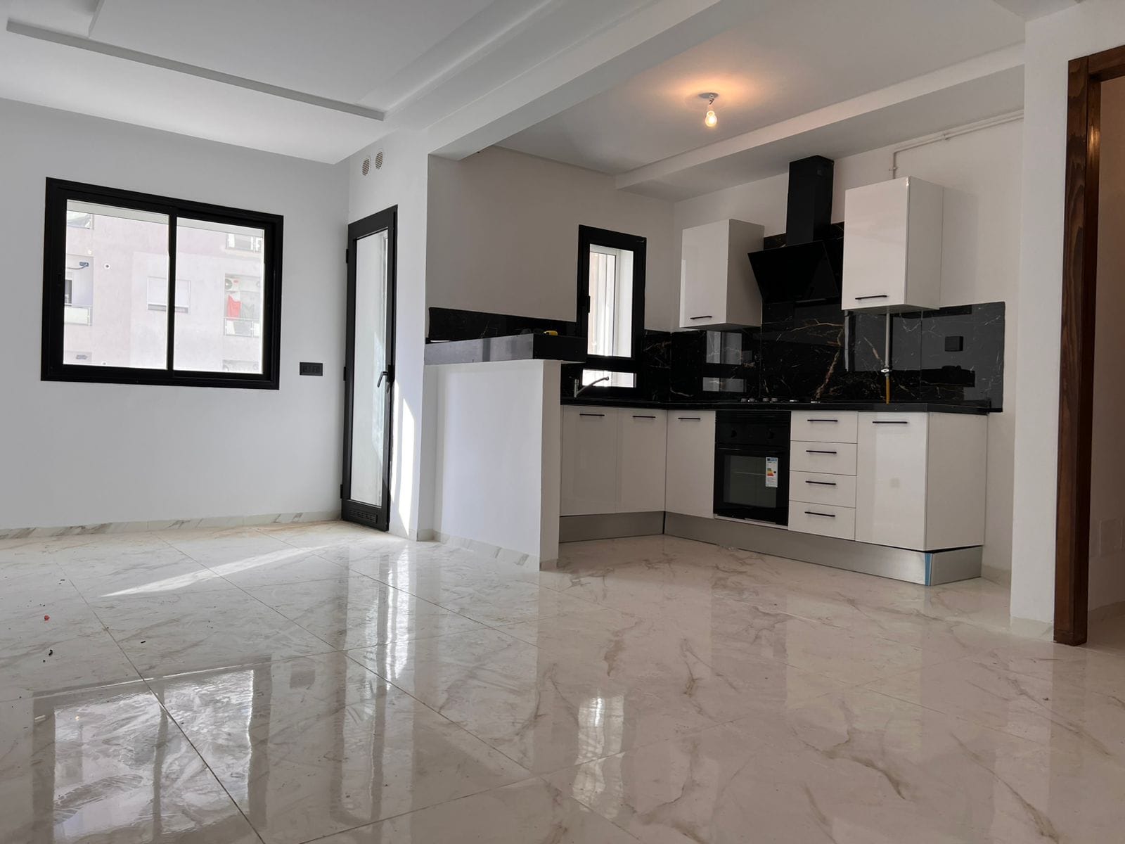 Ain Zaghouan&nbsp;Ain Zaghouan&nbsp;Vente&nbsp;Appart. 3 pi�ces&nbsp;S plus 2 neuf tr�s bonne affaire