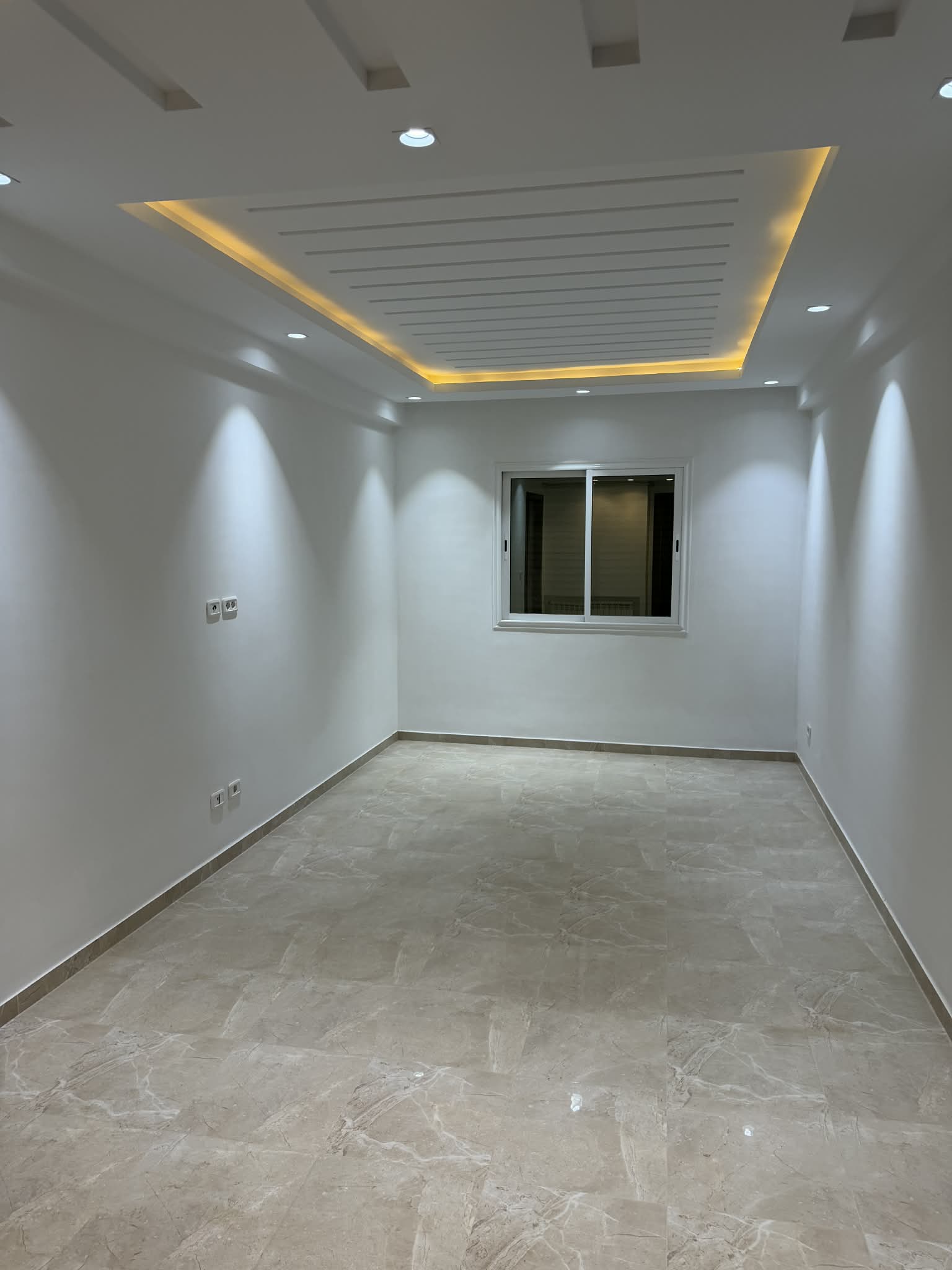 Sfax Sud&nbsp;Merkez Sahnoun&nbsp;Location&nbsp;Appart. 2 pi�ces&nbsp;Appartement  sur la route principale gr�mda sfax
