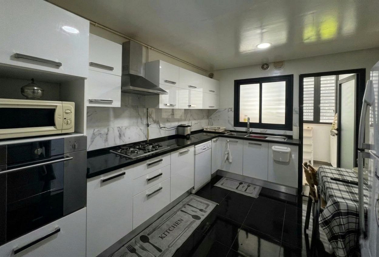 Ariana Ville&nbsp;Cite Ennasr 2&nbsp;Vente&nbsp;Appart. 4 pi�ces&nbsp;S plus 3 a jinene ennaser