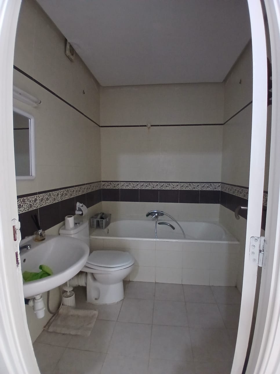 Ariana Ville&nbsp;Cite Ennasr 1&nbsp;Location&nbsp;Appart. 1 pi�ce&nbsp;Appartement s1 � ennasr 1