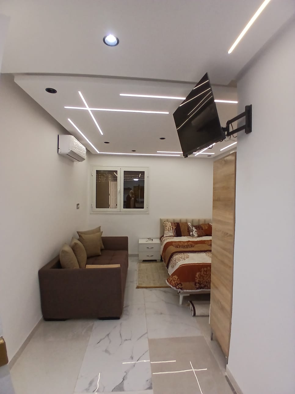 Ariana Ville&nbsp;Cite Ennasr 1&nbsp;Location&nbsp;Appart. 1 pi�ce&nbsp;Studio s0 meubl� � ennasr 1