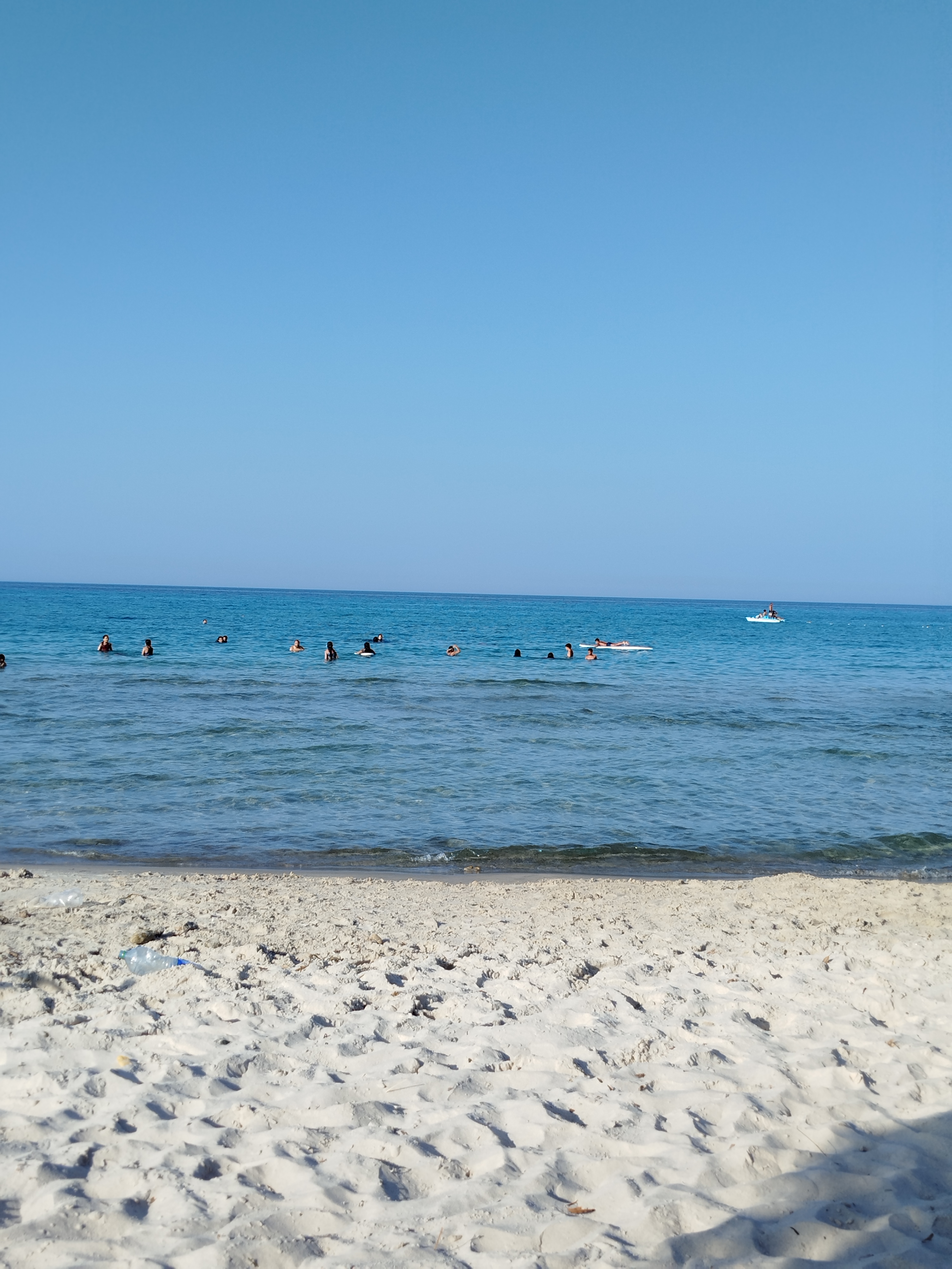 Hammam El Ghezaz&nbsp;Hammam El Ghezaz&nbsp;Location&nbsp;Appart. 3 pi�ces&nbsp;Hammam el ghezaz