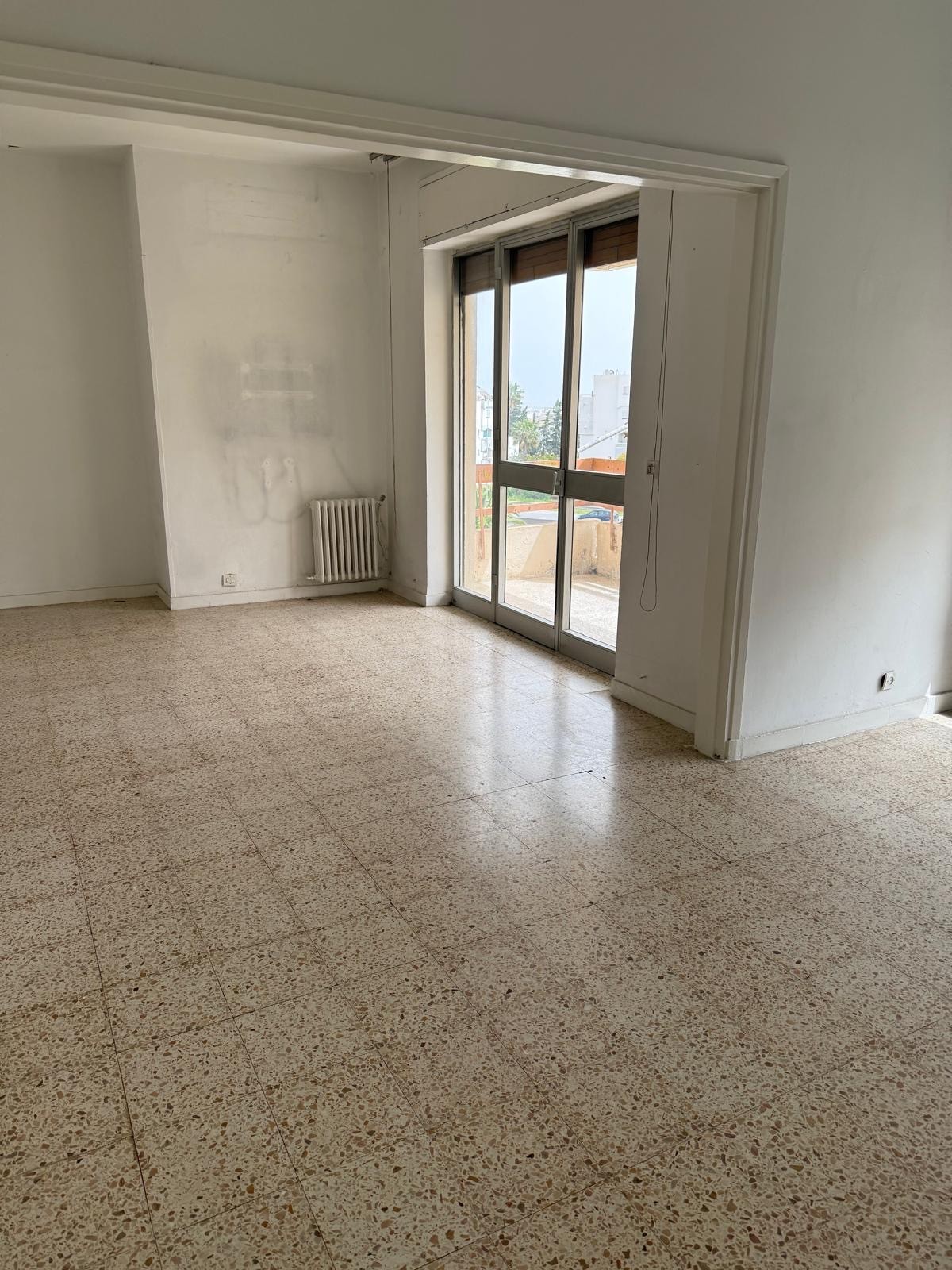 Ariana Ville&nbsp;El Menzah 5&nbsp;Vente&nbsp;Appart. 4 pi�ces&nbsp;Appt s3 menzah5  r�sidence les pyramides