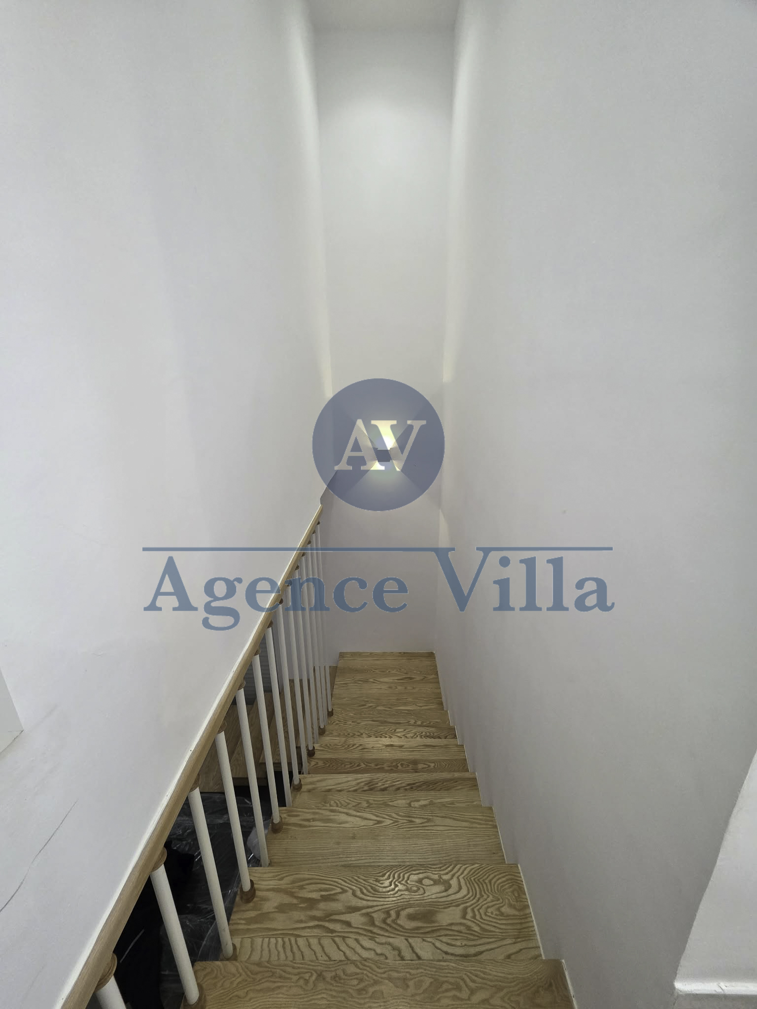 La Marsa&nbsp;Marsa Safsaf&nbsp;Location&nbsp;Appart. 4 pi�ces&nbsp;Superbe duplex neuf avec vue imprenable sur mer