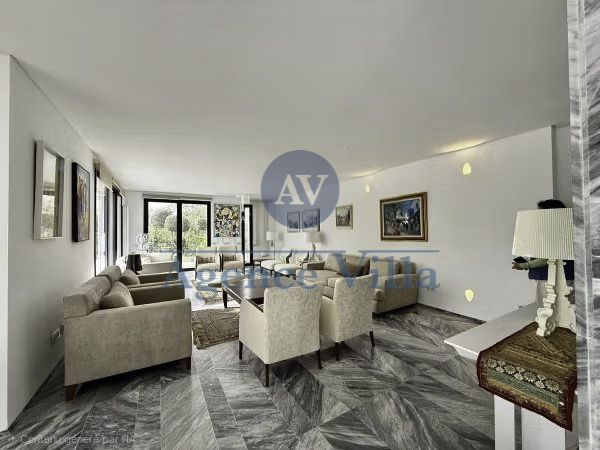 La Marsa&nbsp;Gammart&nbsp;Location&nbsp;Appart. 4 pi�ces&nbsp;Un superbe triplex avec terrasse