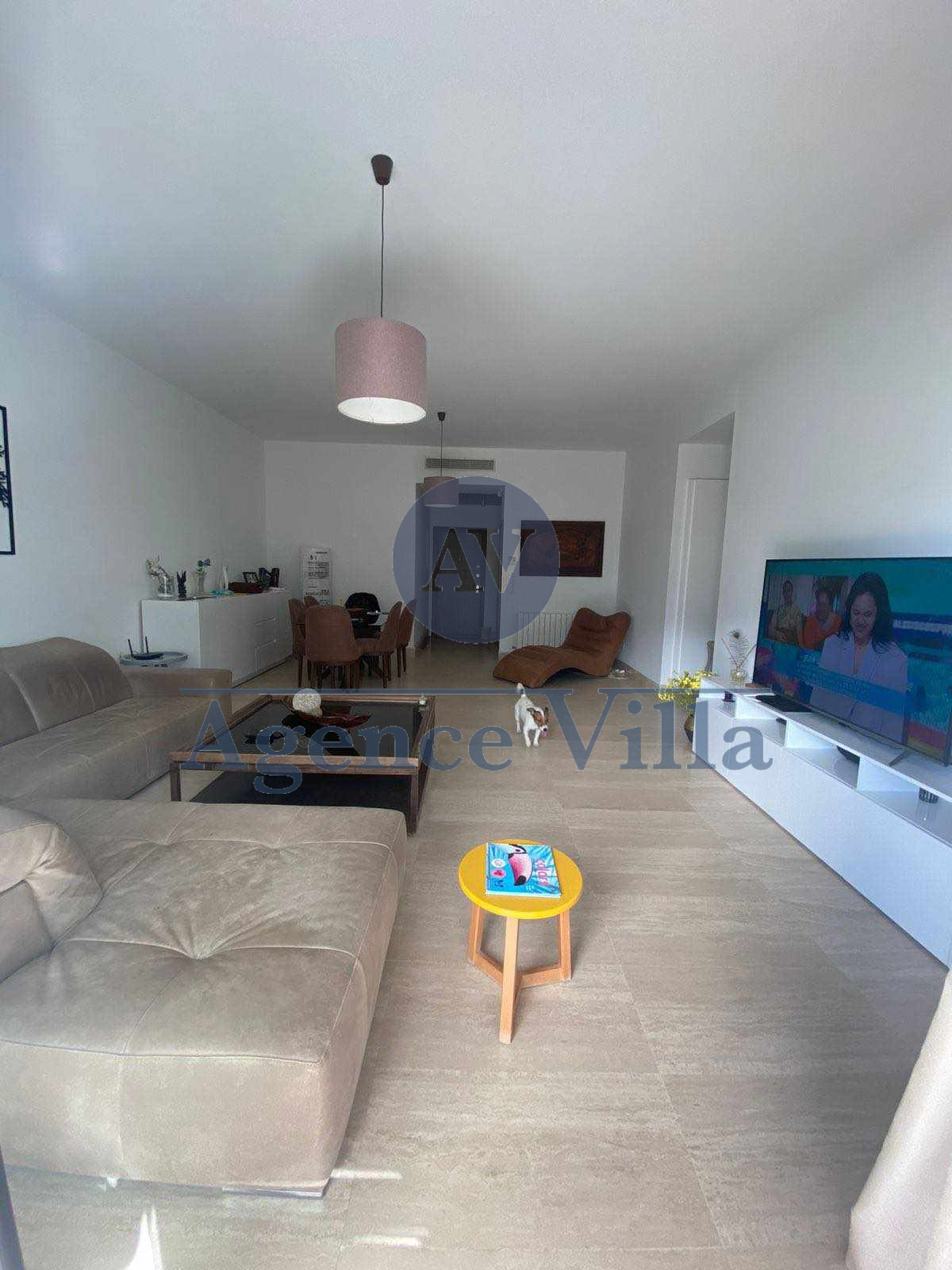 La Marsa&nbsp;Berge Du Lac&nbsp;Location&nbsp;Appart. 4 pi�ces&nbsp;Un duplex trois suite  avec piscine au lac 2