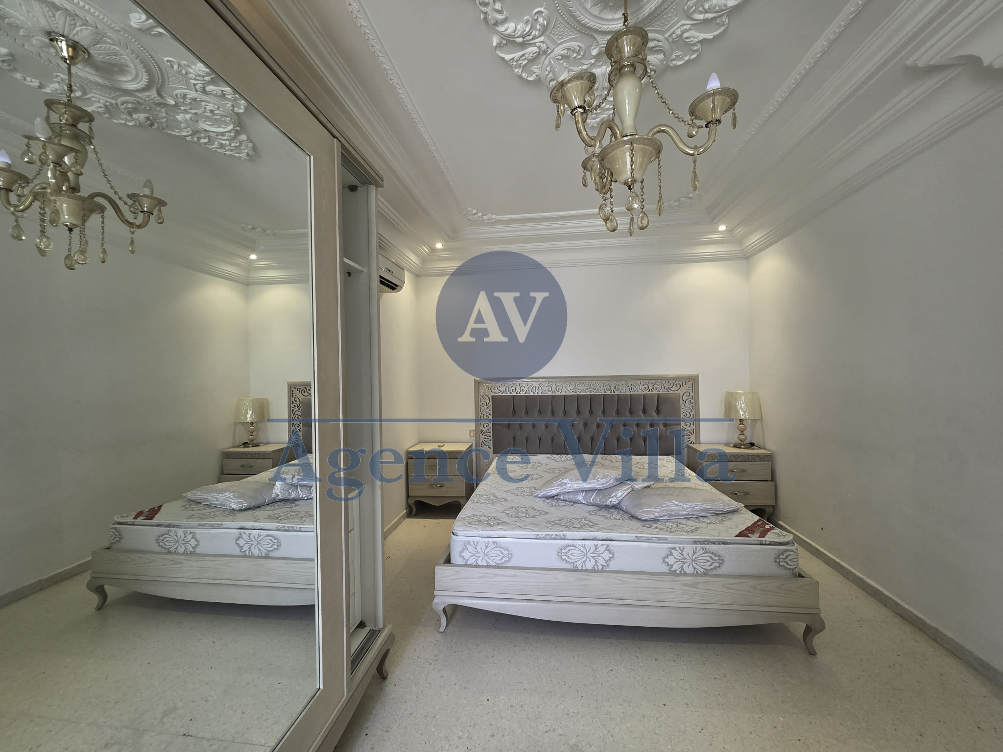 La Marsa&nbsp;Marsa Ennassim&nbsp;Location&nbsp;Appart. 5 pi�ces+&nbsp;S4 meubl� � la marsa