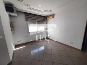 La Marsa&nbsp;Berge Du Lac&nbsp;Location&nbsp;Appart. 1 pi�ce&nbsp;Bureau en 6 espaces  150m lac 1 ref1036a