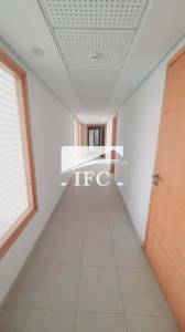 La Marsa&nbsp;Berge Du Lac&nbsp;Bureaux & Commerces&nbsp;Bureau&nbsp;Bureau en 5 espaces150mlac ref2339a