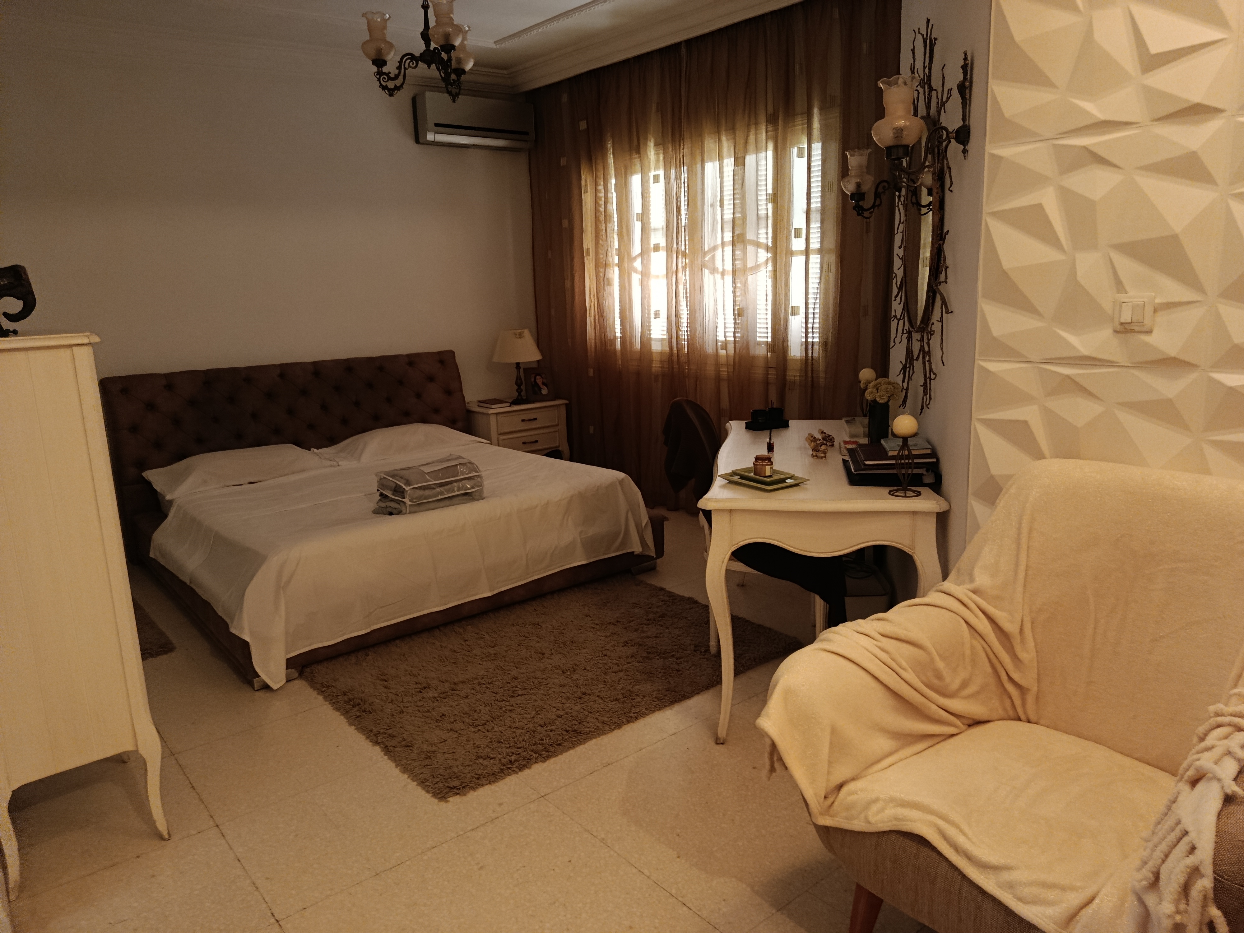 El Omrane&nbsp;Bab Saadoun Gare&nbsp;Location&nbsp;Duplex&nbsp;Duplex meubl� avec jardin