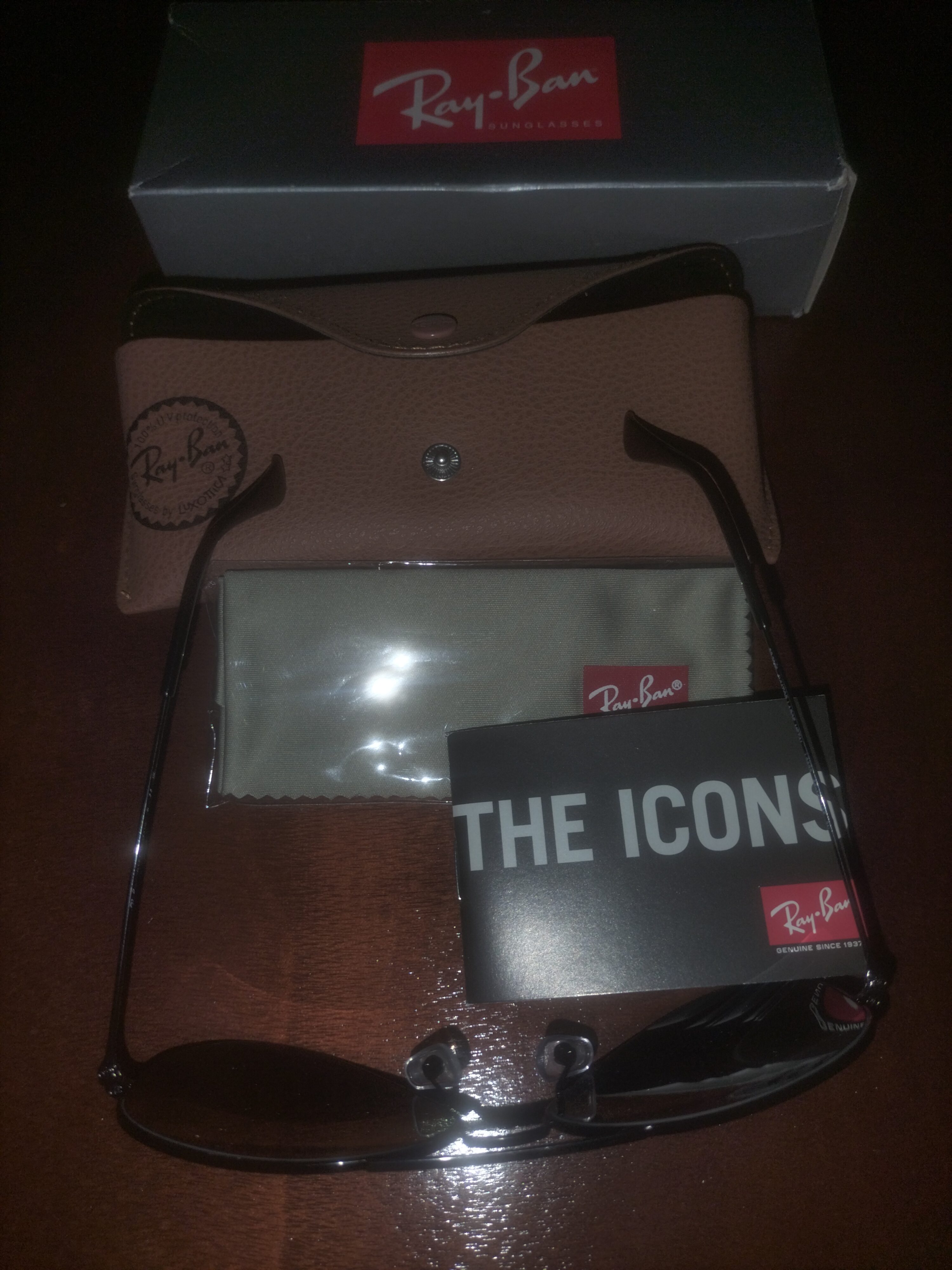 El Menzah&nbsp;El Manar 1&nbsp;Autre&nbsp;Autre&nbsp;Lunette rayban aviator