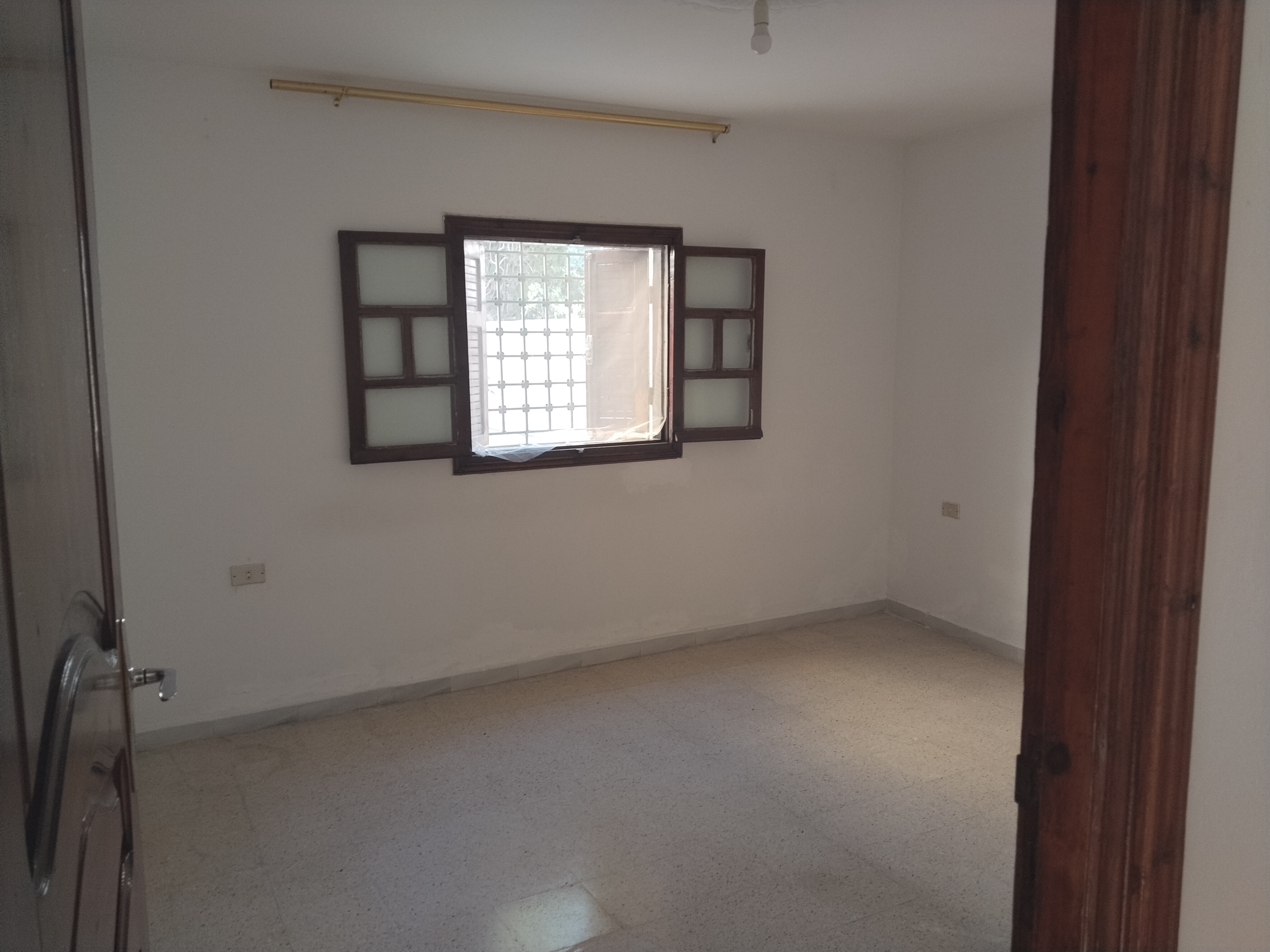 Ezzahra&nbsp;Cite 18 Janvier&nbsp;Location&nbsp;Appart. 2 pi�ces&nbsp;Studio coquette