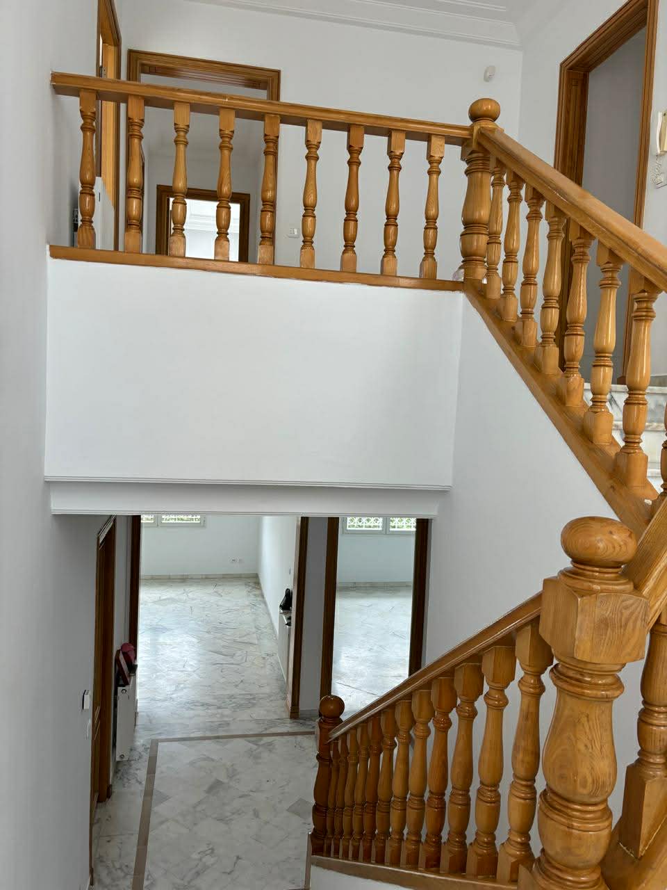 La Marsa&nbsp;Berge Du Lac&nbsp;Location&nbsp;Maisons&nbsp;Triplex spacieux lzc2