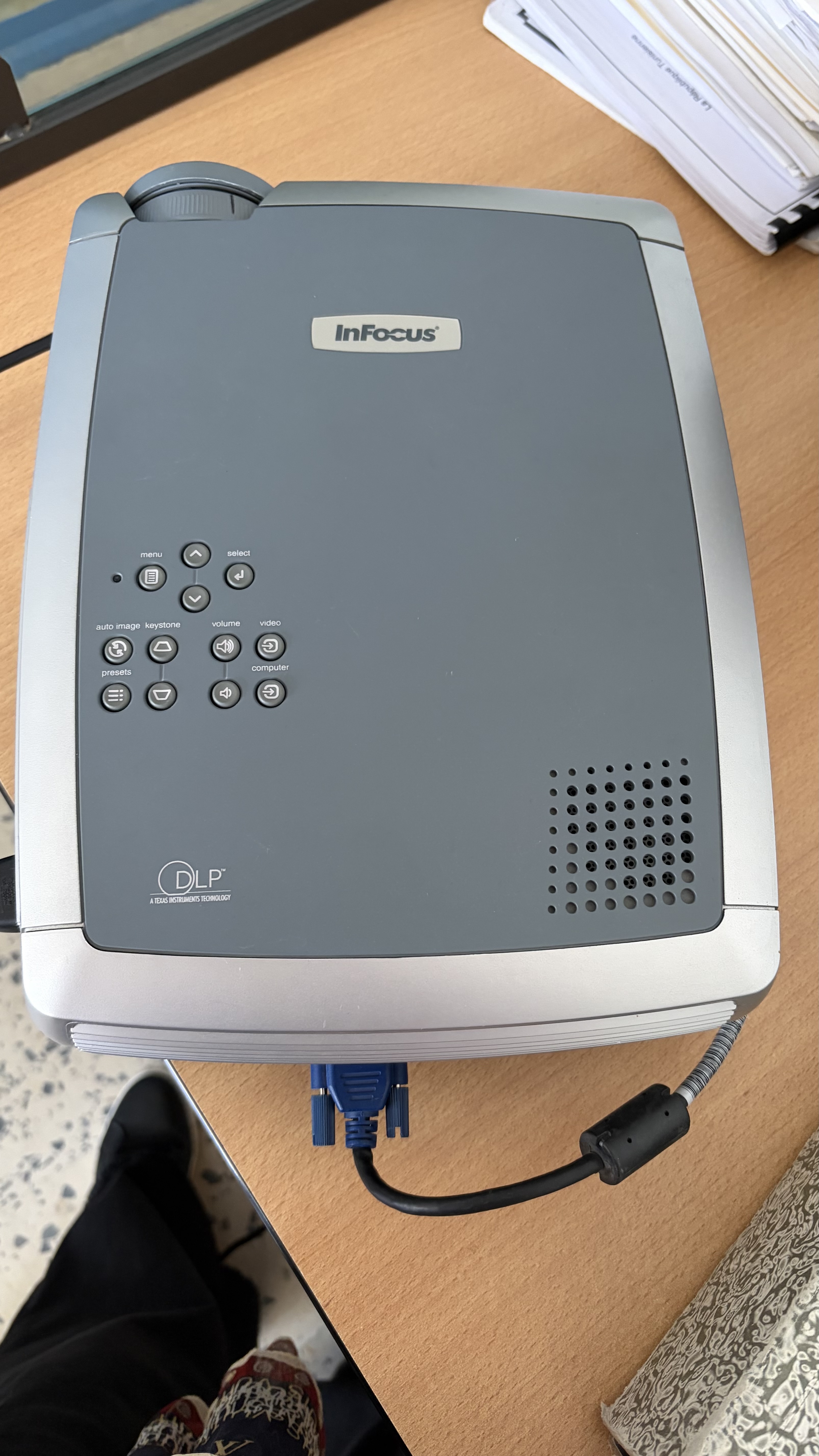 Ariana Ville&nbsp;Ariana&nbsp;Autre&nbsp;Autre&nbsp;Vid�oprojecteur