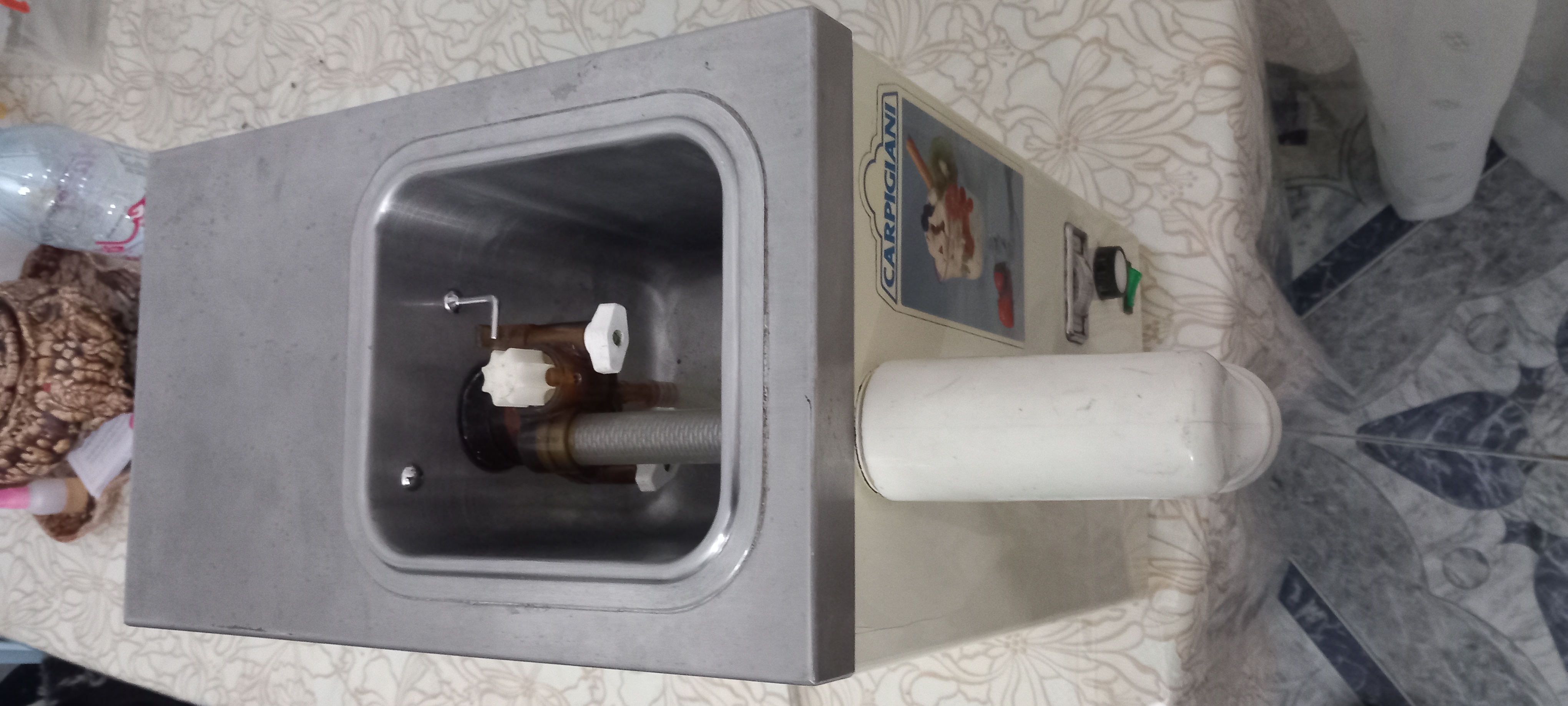 El Ouerdia&nbsp;El Ouerdia&nbsp;Autre&nbsp;Autre&nbsp;Machine � chantilly professionnelle