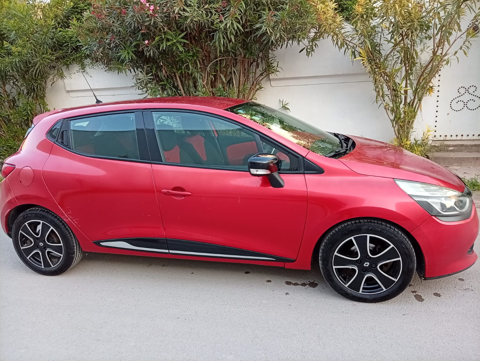 Ariana Ville&nbsp;Ariana&nbsp;Renault&nbsp;Clio&nbsp;Clio 4 dynamique