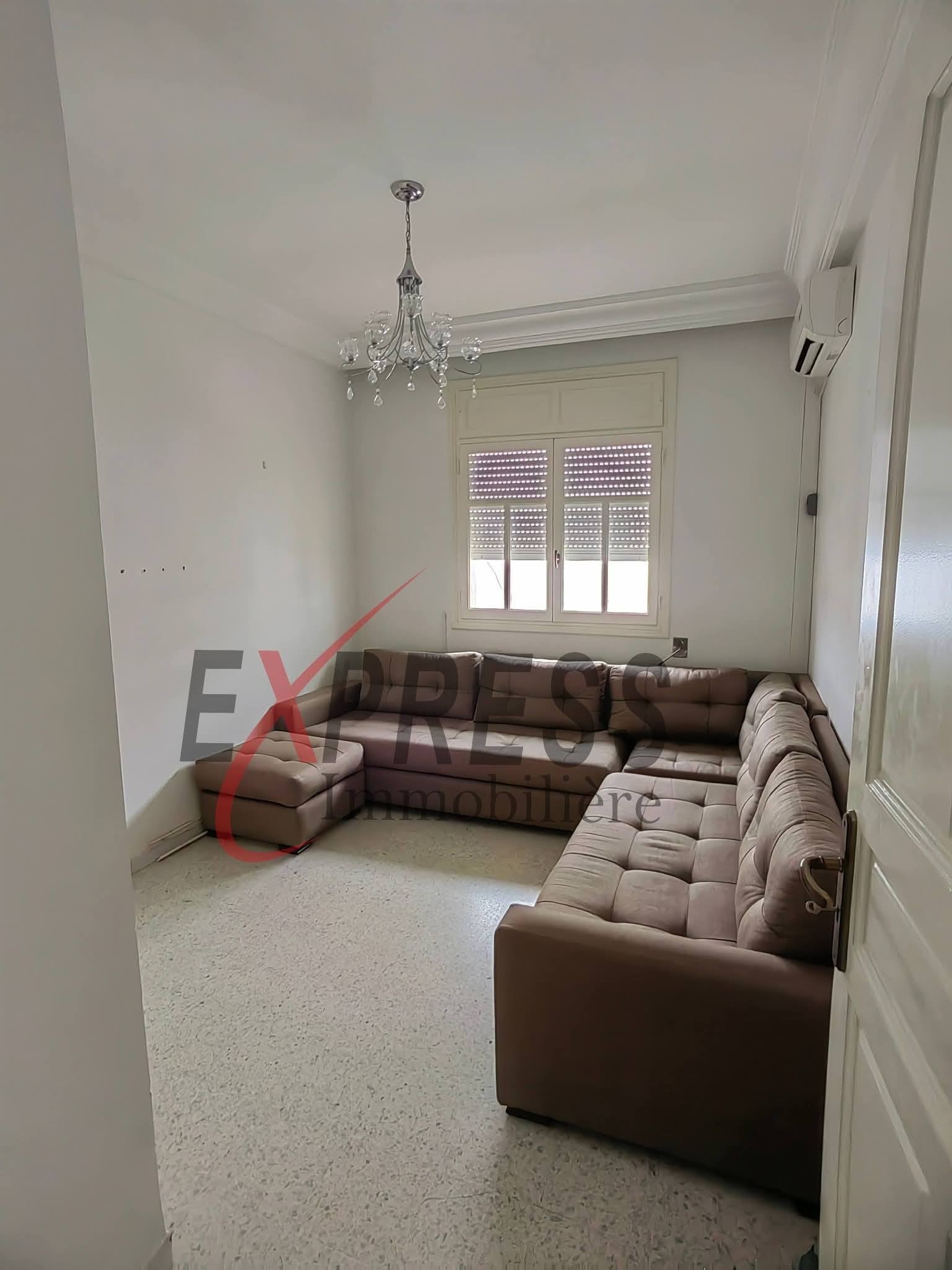 Ariana Ville&nbsp;Riadh Landlous&nbsp;Location&nbsp;Appart. 4 pi�ces&nbsp;Un appartement s3 riadh andalous