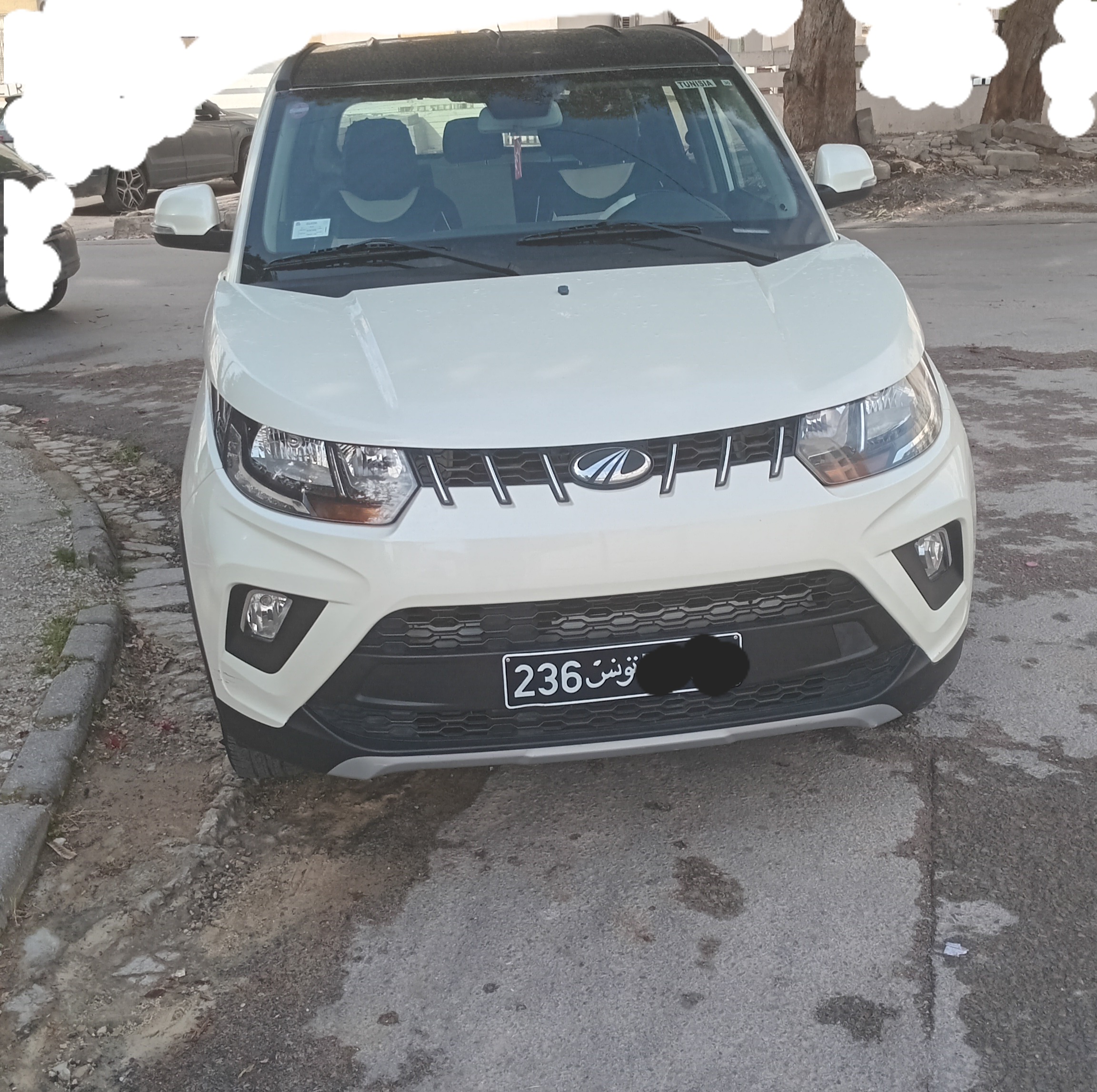 Ariana Ville&nbsp;El Menzah 7&nbsp;Mahindra&nbsp;Autre Mod�le&nbsp;Mahindra kuv 100