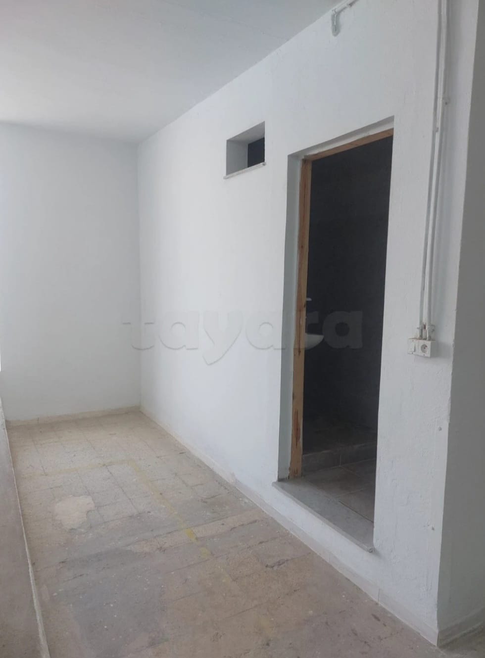 La Soukra&nbsp;Chotrana 1&nbsp;Location&nbsp;Surfaces&nbsp;D�p�t � soukra 320m