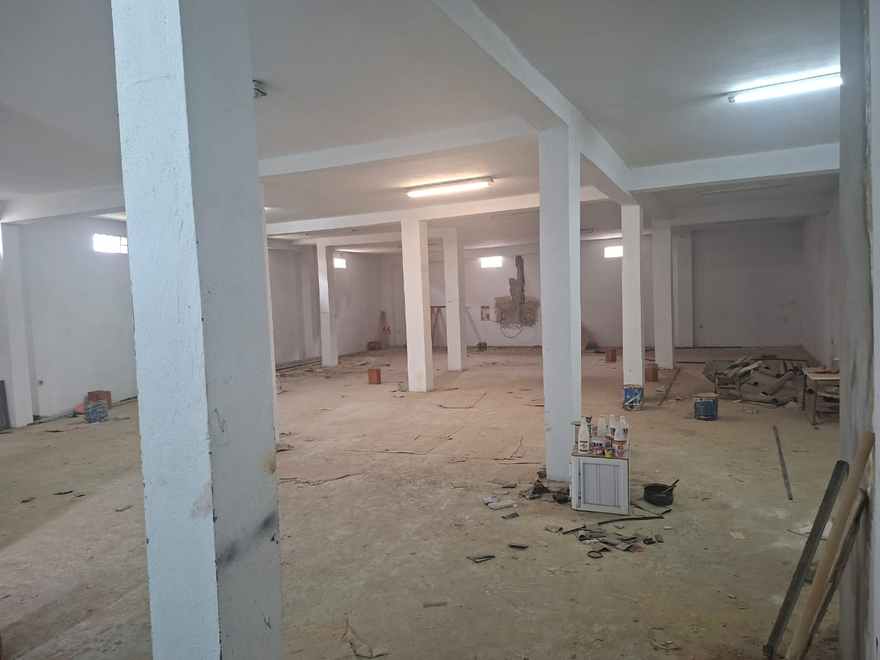 La Soukra&nbsp;La Soukra&nbsp;Location&nbsp;Surfaces&nbsp;D�p�t � soukra 330m