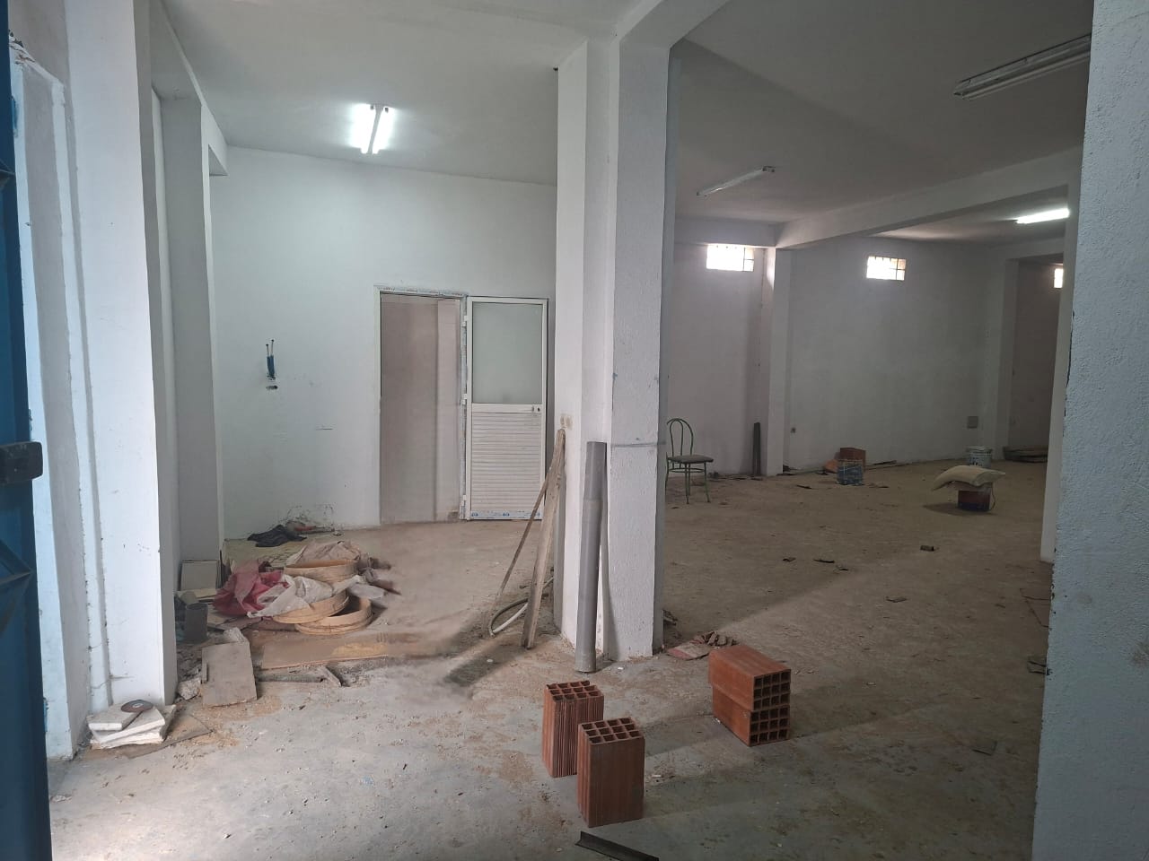 La Soukra&nbsp;La Soukra&nbsp;Location&nbsp;Surfaces&nbsp;D�p�t � soukra 330m