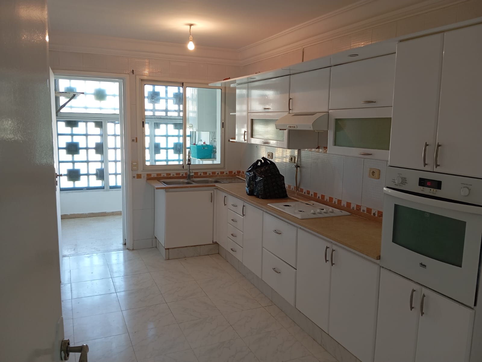 El Menzah&nbsp;El Menzah 9&nbsp;Location&nbsp;Appart. 4 pi�ces&nbsp;Appartement � menzah 9