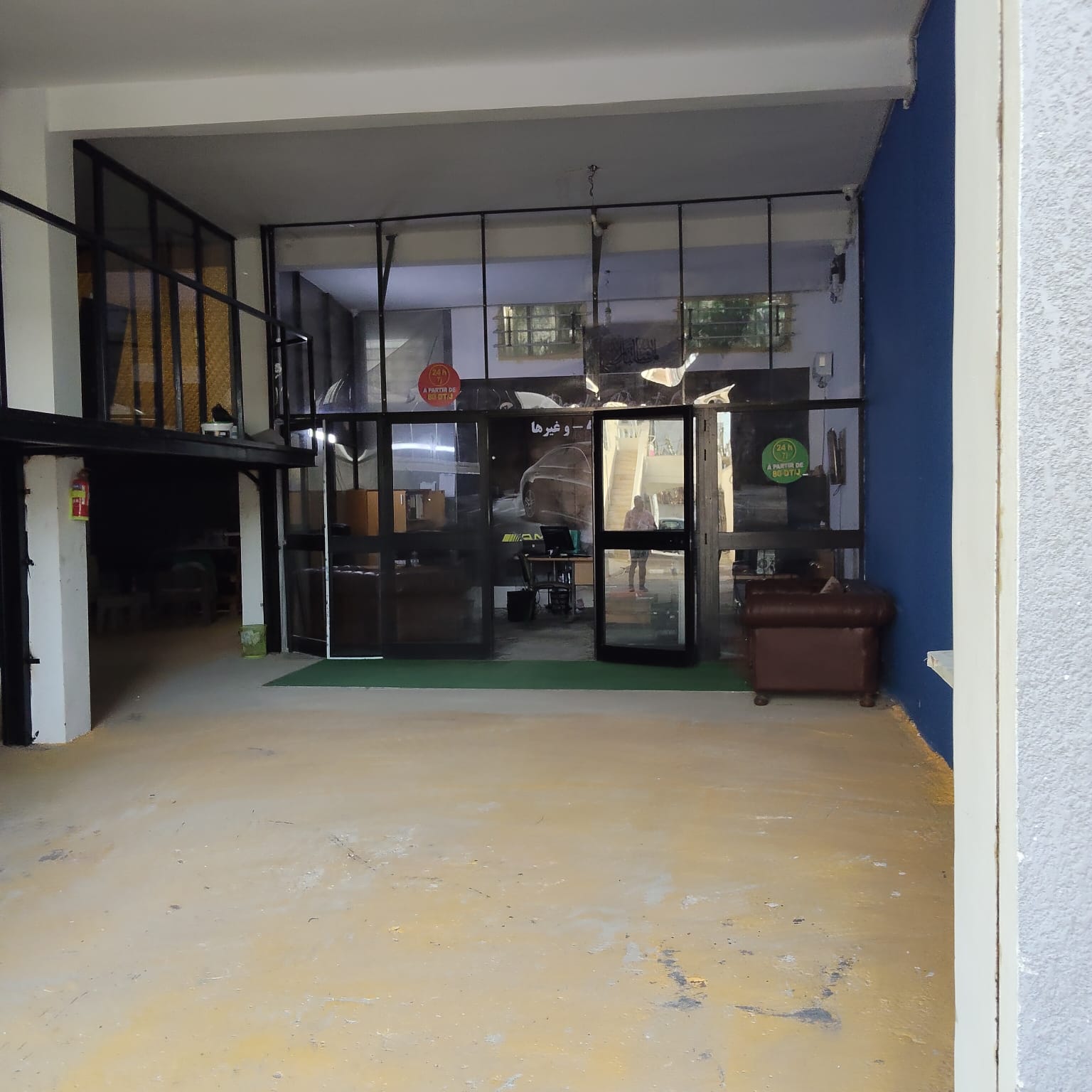 La Marsa&nbsp;El Aouina&nbsp;Location&nbsp;Surfaces&nbsp;Local commercial � aouina 300m