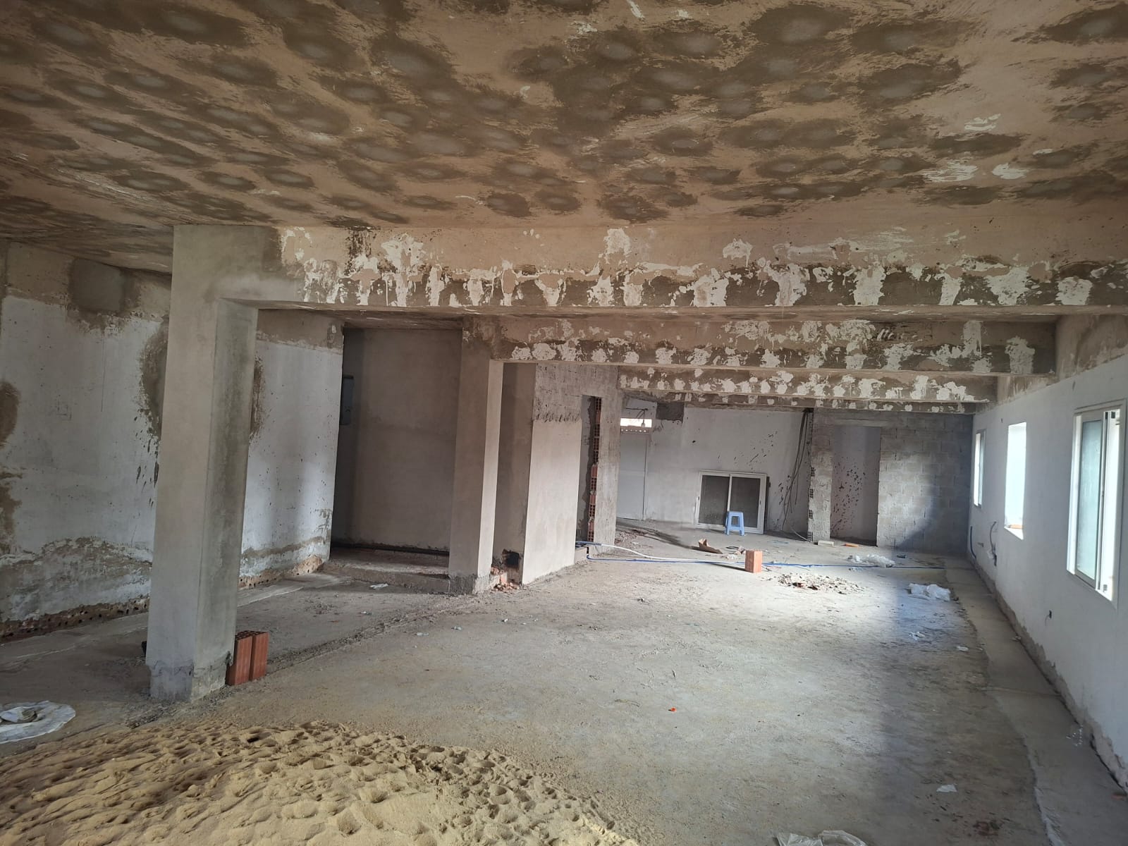 La Marsa&nbsp;El Aouina&nbsp;Location&nbsp;Surfaces&nbsp;D�p�t � aouina 190m2