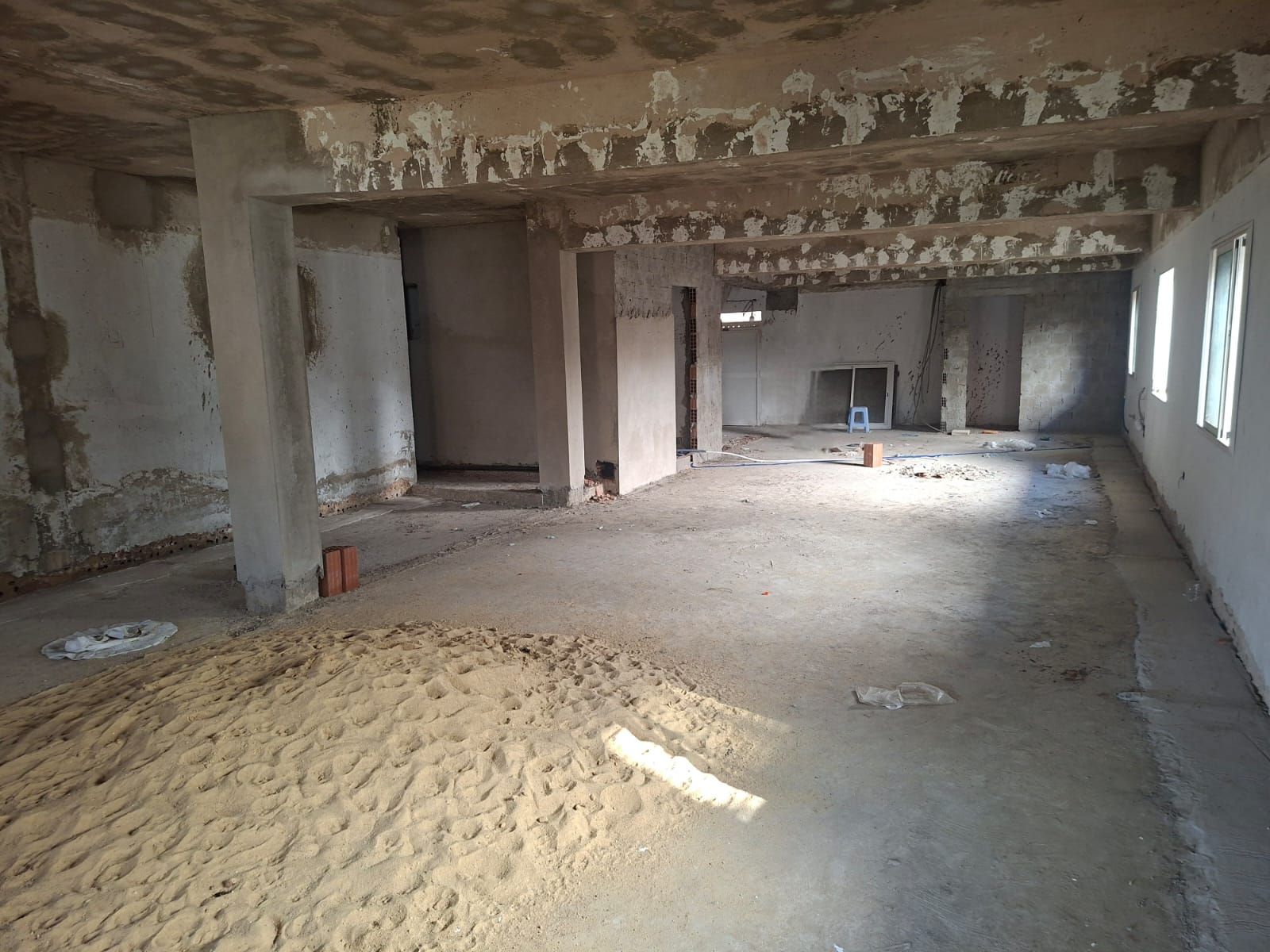 La Marsa&nbsp;El Aouina&nbsp;Location&nbsp;Surfaces&nbsp;D�p�t � aouina 190m2
