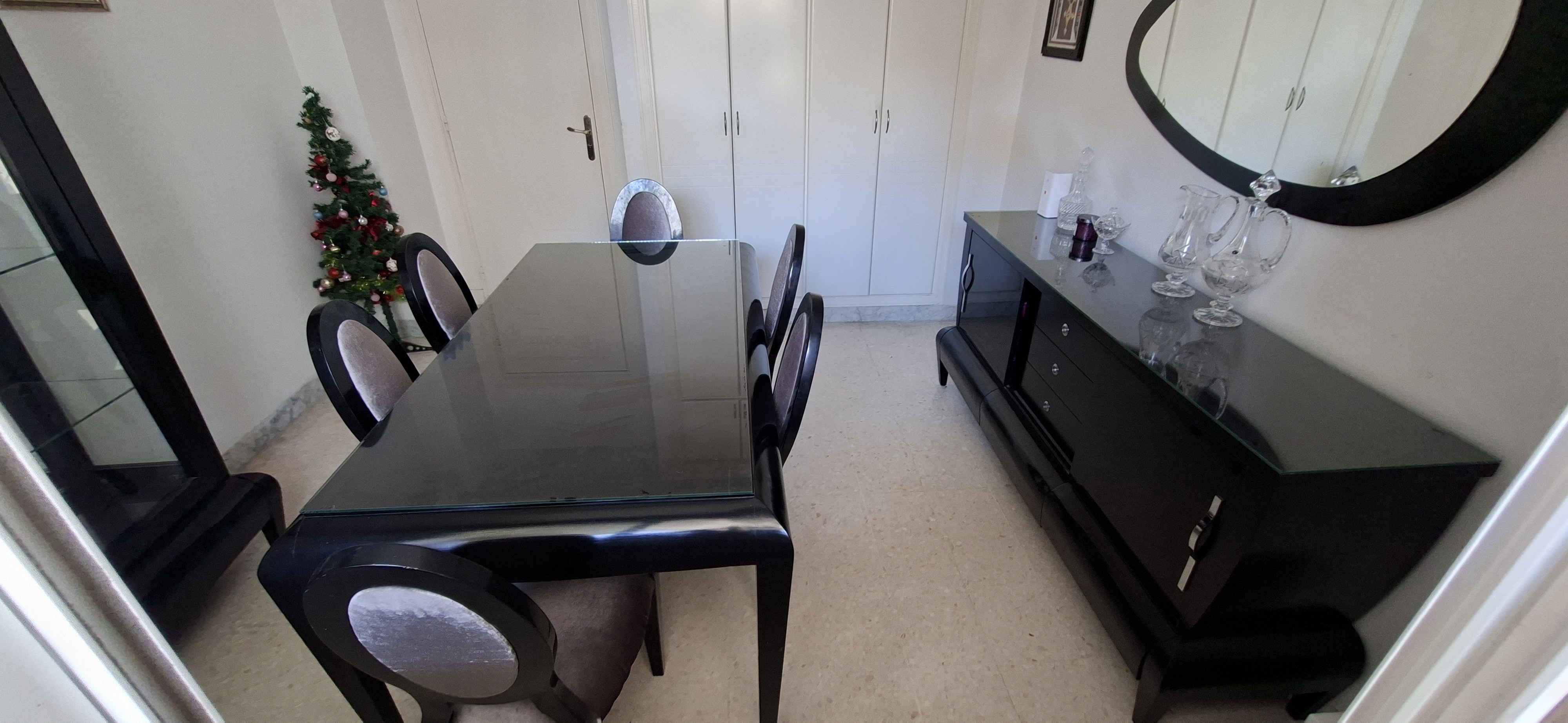 La Marsa&nbsp;El Aouina&nbsp;Salon - Salle � manger &nbsp;Salle � manger&nbsp;Salle � manger en bois massif