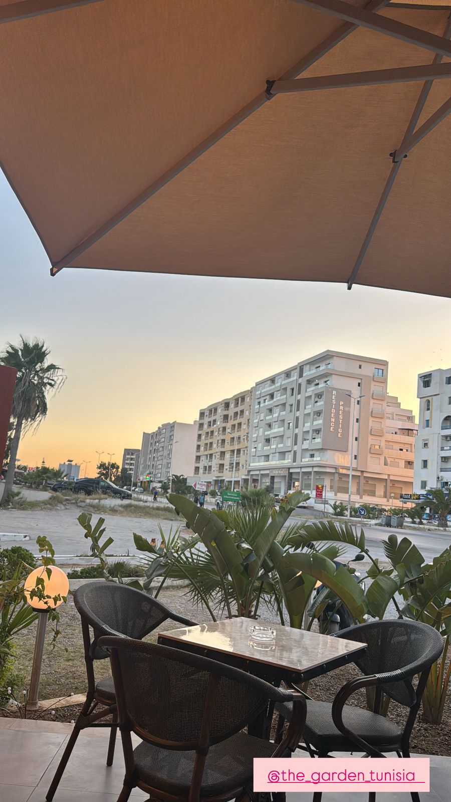 Nabeul&nbsp;Residence Oasis Bleu&nbsp;Bureaux & Commerces&nbsp;Fond de Commerce&nbsp;Salon de th� the garden