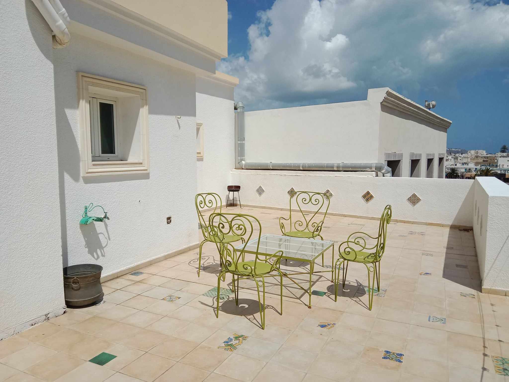 La Goulette&nbsp;La Goulette&nbsp;Location&nbsp;Appart. 2 pi�ces&nbsp;Appartement s1 vue mer � la goulette