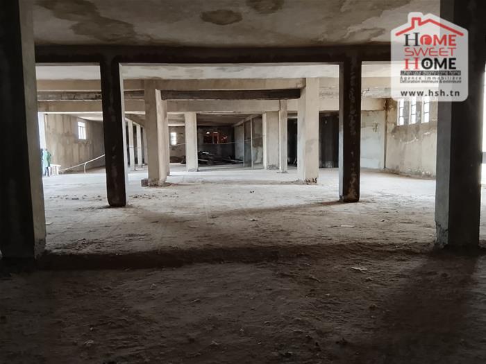 El Kram&nbsp;Le Kram&nbsp;Location&nbsp;Surfaces&nbsp;Local commercial mercio au kram