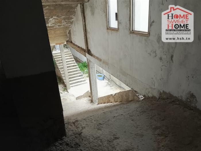 El Kram&nbsp;Le Kram&nbsp;Location&nbsp;Surfaces&nbsp;Local commercial mercio au kram