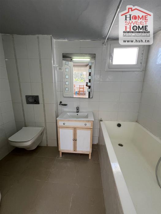 La Marsa&nbsp;Marsa Ennassim&nbsp;Location&nbsp;Appart. 3 pi�ces&nbsp;Etage de villa s2 meubl� kira � la marsa