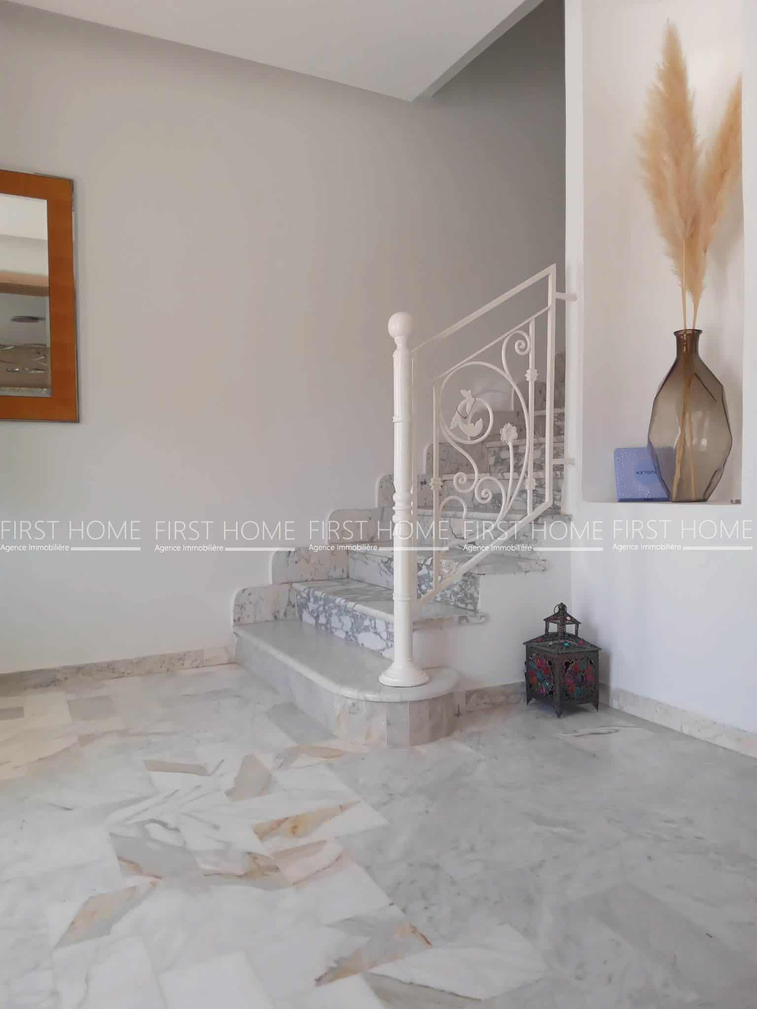 La Marsa&nbsp;Gammart&nbsp;Vente&nbsp;Maisons&nbsp;Triplex haut standing gammarth