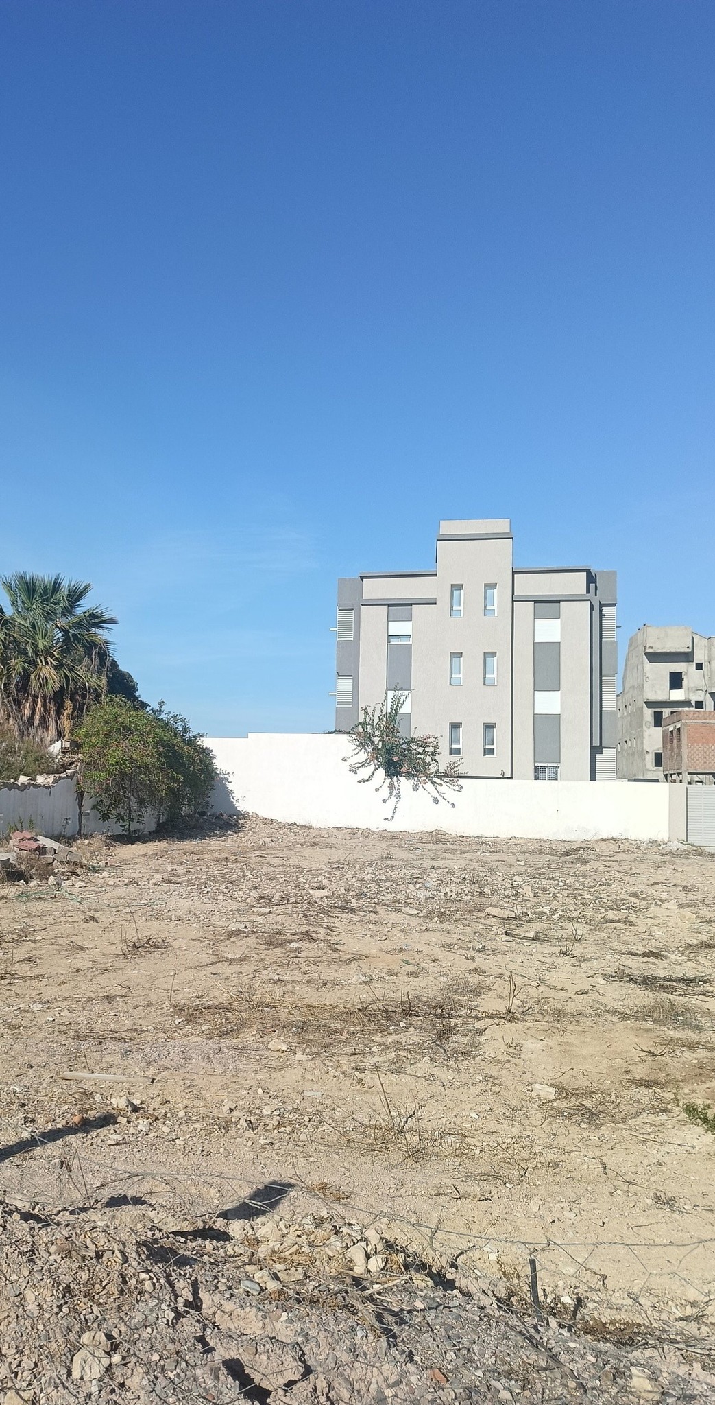 Raoued&nbsp;Raoued&nbsp;Terrain&nbsp;Terrain nu&nbsp;Un lot terrain raoued plage