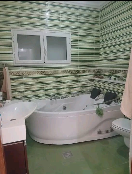 Ezzahra&nbsp;Cite Ennakhil 1&nbsp;Vente&nbsp;Maisons&nbsp;Occasion rare en plein centre ville ezahra