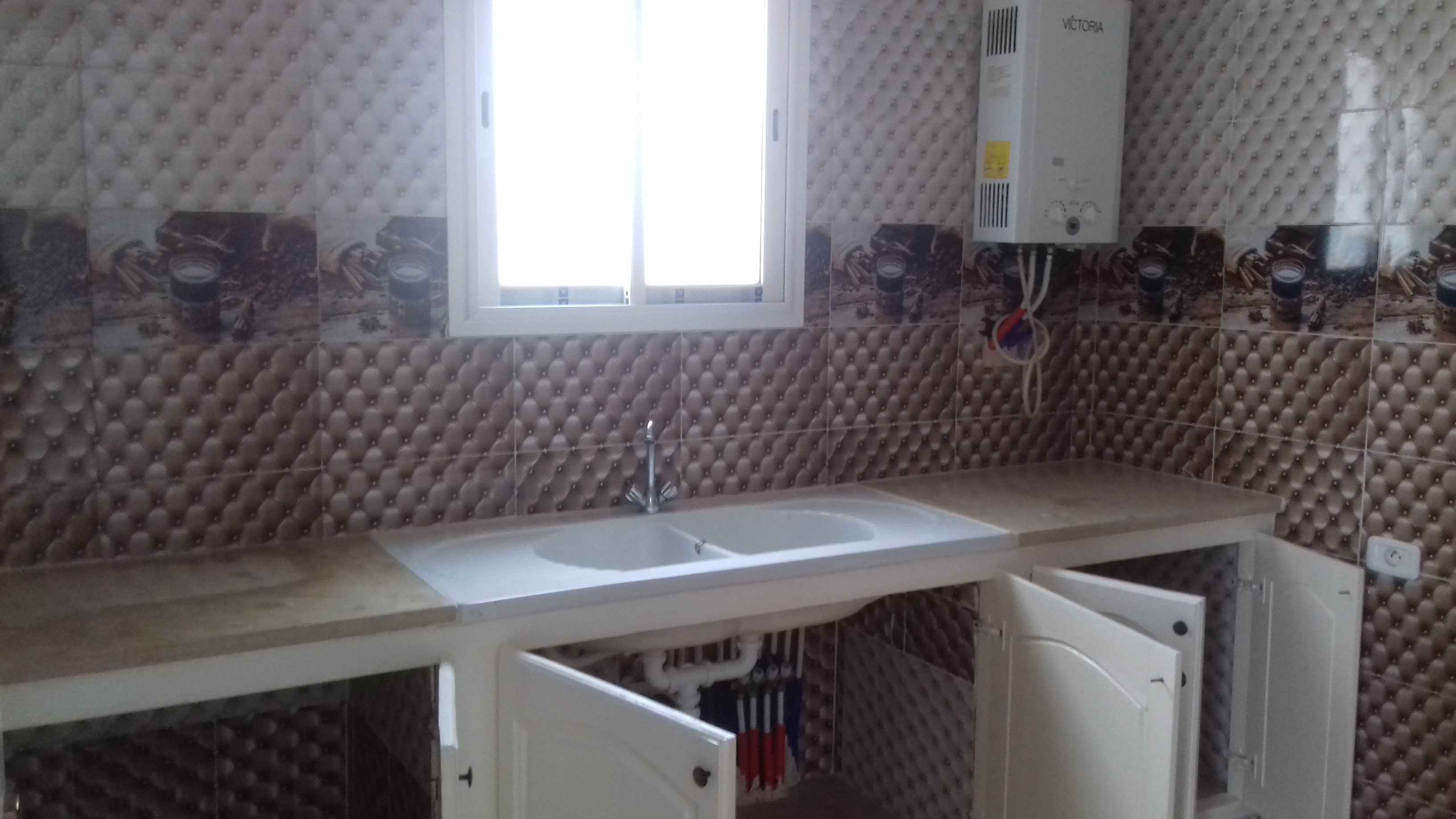 La Soukra&nbsp;Borj Louzir&nbsp;Location&nbsp;Appart. 2 pi�ces&nbsp;Studio a sidi sofienne