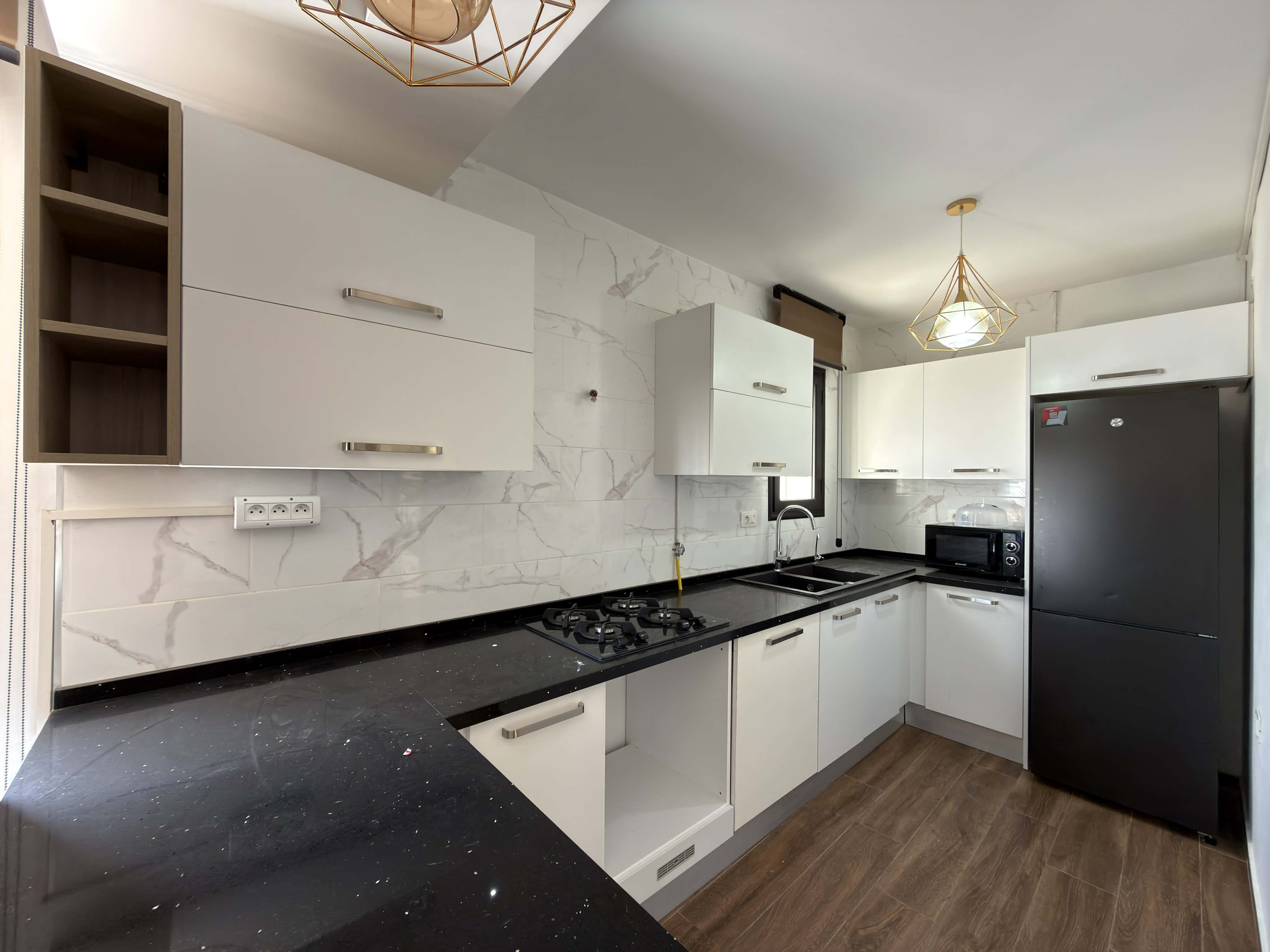 Ariana Ville&nbsp;Ariana&nbsp;Bureaux & Commerces&nbsp;Bureau&nbsp;Bureau 3 pi�ces semi meubl� � l'ariana