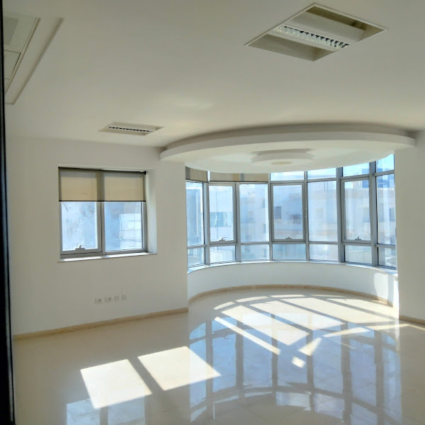 La Marsa&nbsp;Berge Du Lac&nbsp;Bureaux & Commerces&nbsp;Bureau&nbsp;Immeuble bureautique de bon standing au lac 2